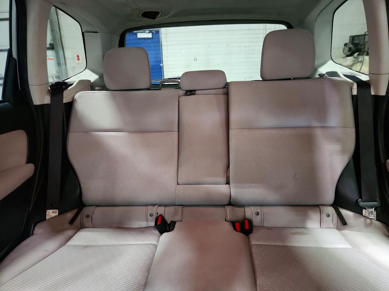 2014 Subaru Forester 2.5i Premium Silver vin: JF2SJADC5EH403062