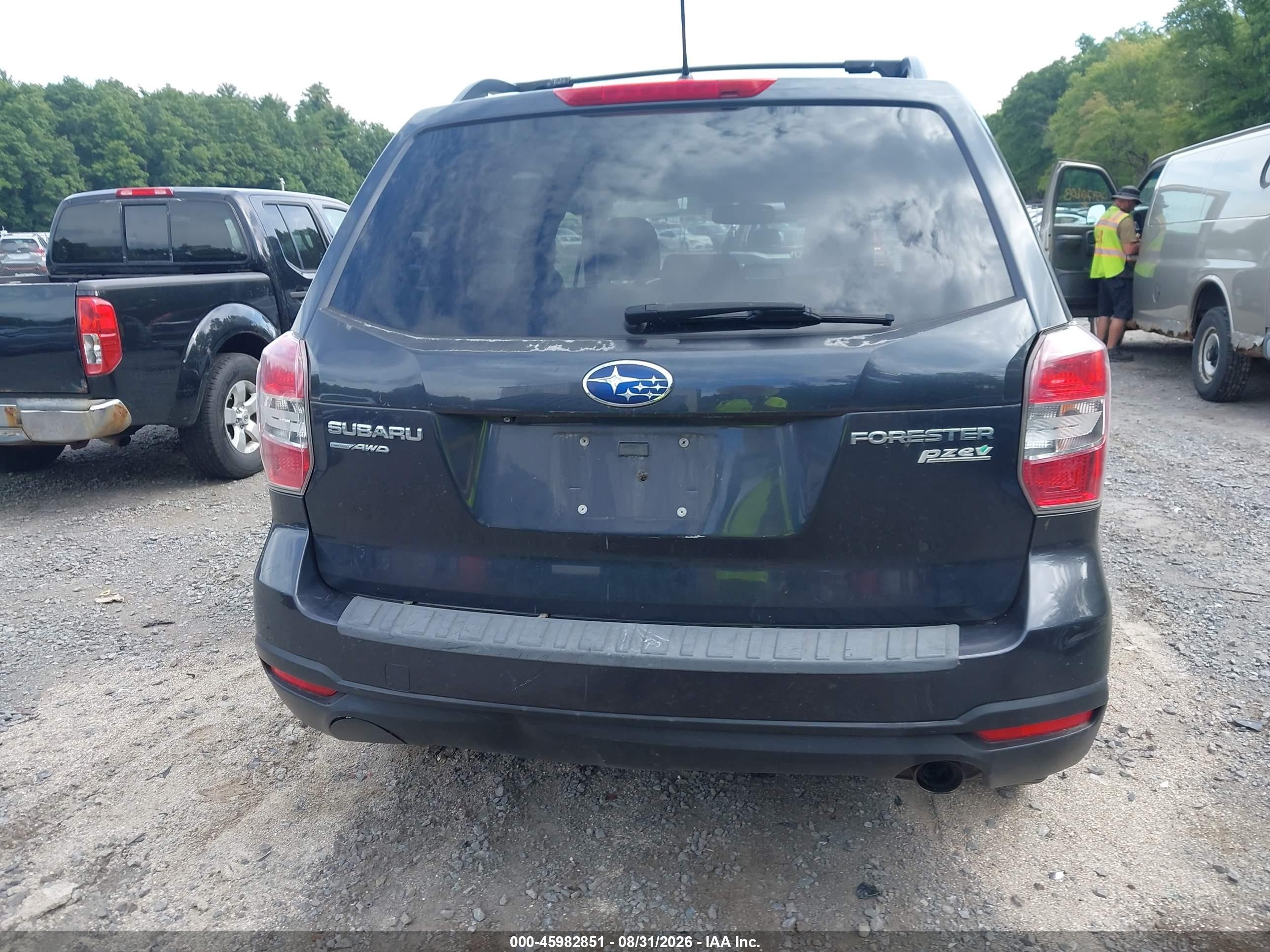 2014 Subaru Forester 2.5i Premium Gray vin: JF2SJADC5EH441875