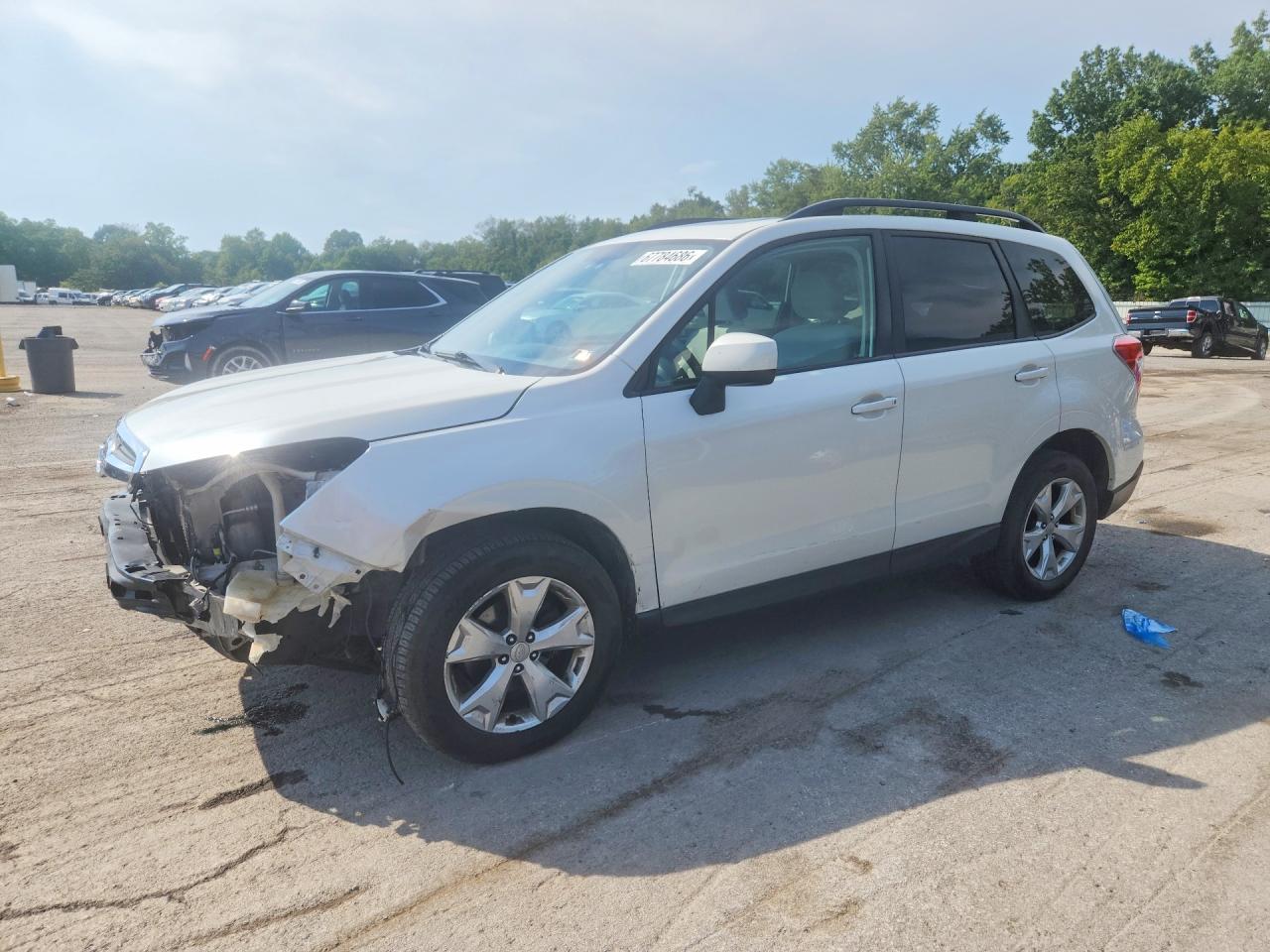 2015 Subaru Forester 2.5i Premium White vin: JF2SJADC5FH415794
