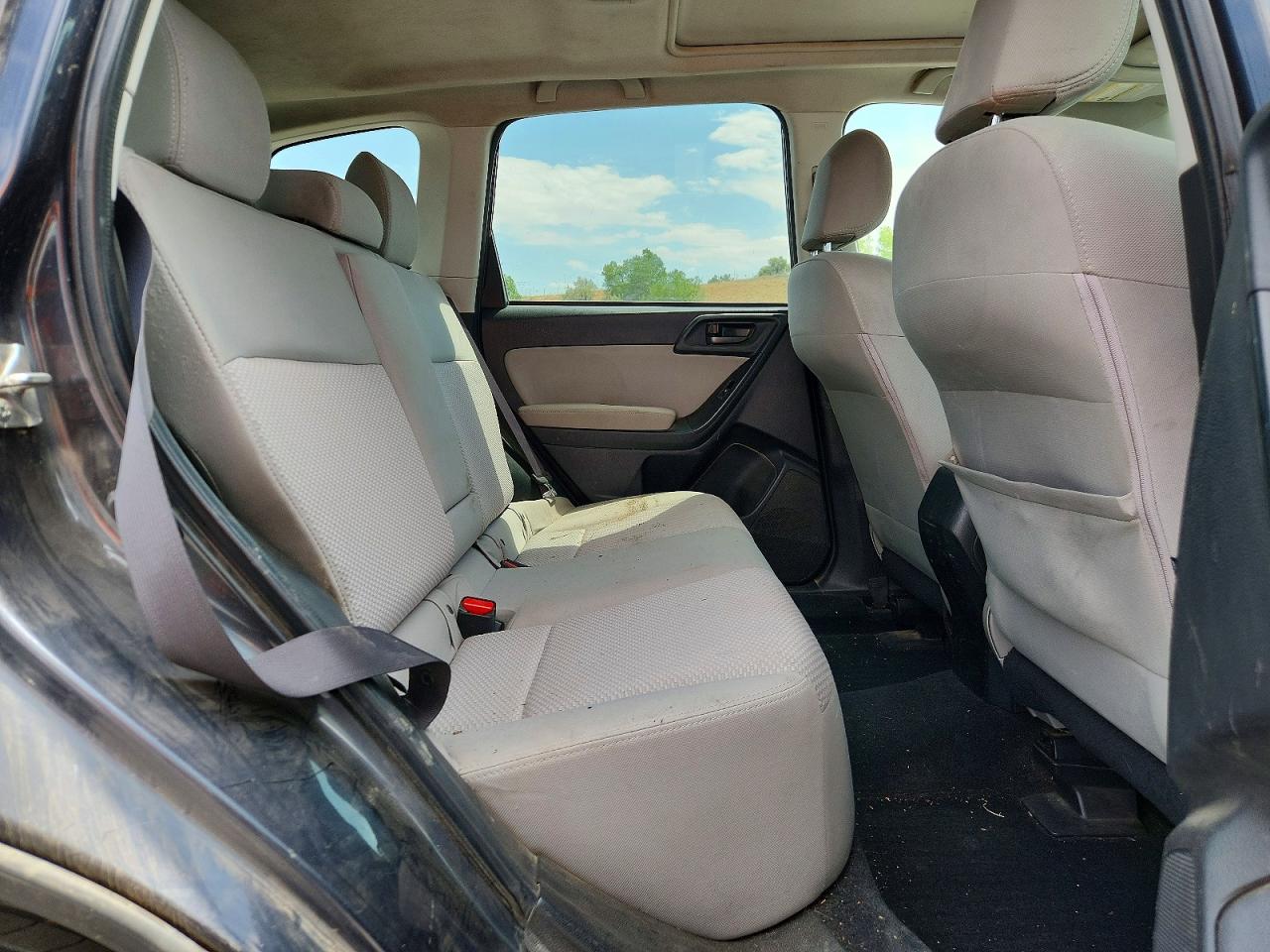 2015 Subaru Forester 2.5i Premium Gray vin: JF2SJADC5FH424592