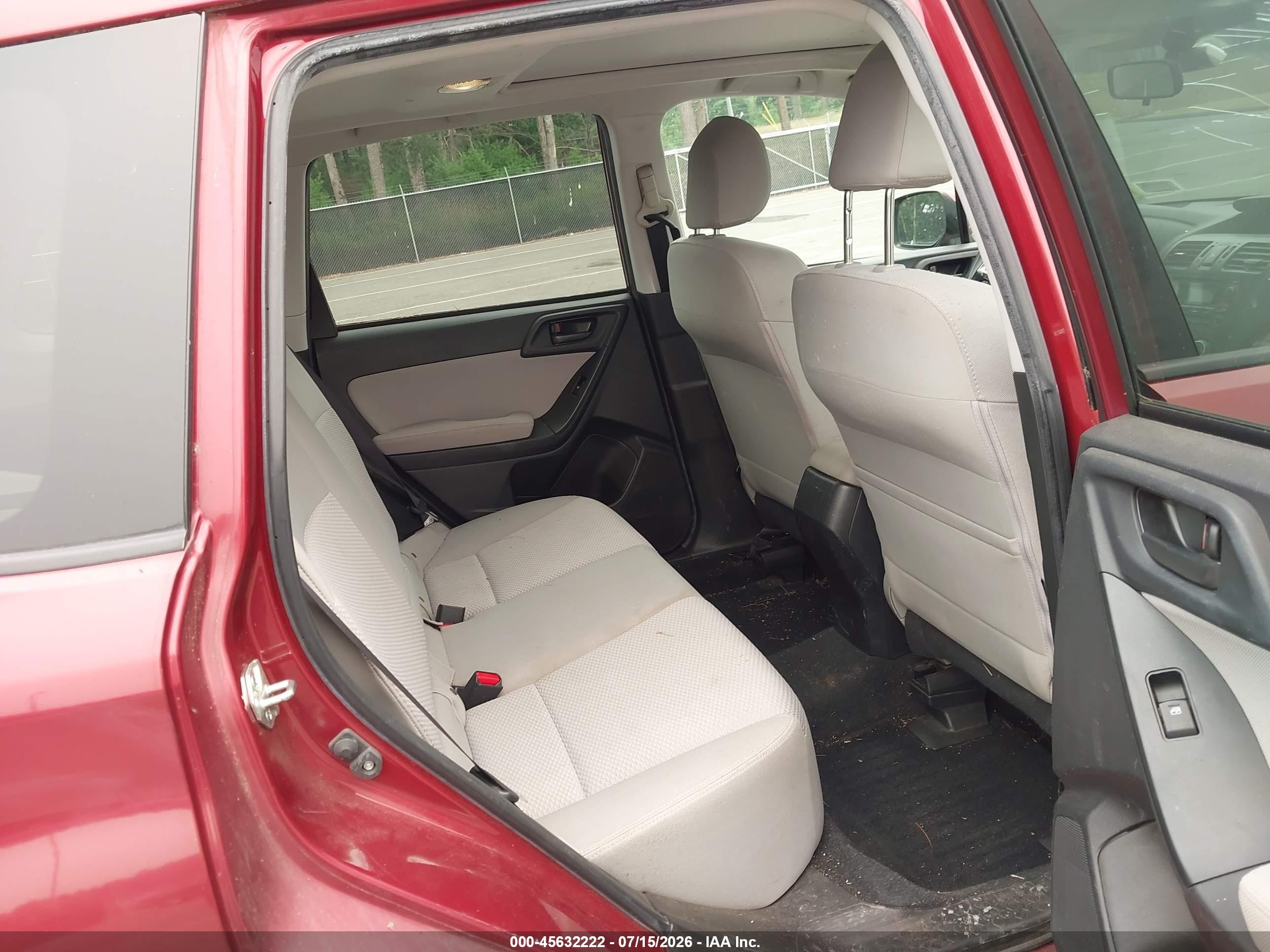 2015 Subaru Forester 2.5i Premium Red vin: JF2SJADC5FH425614