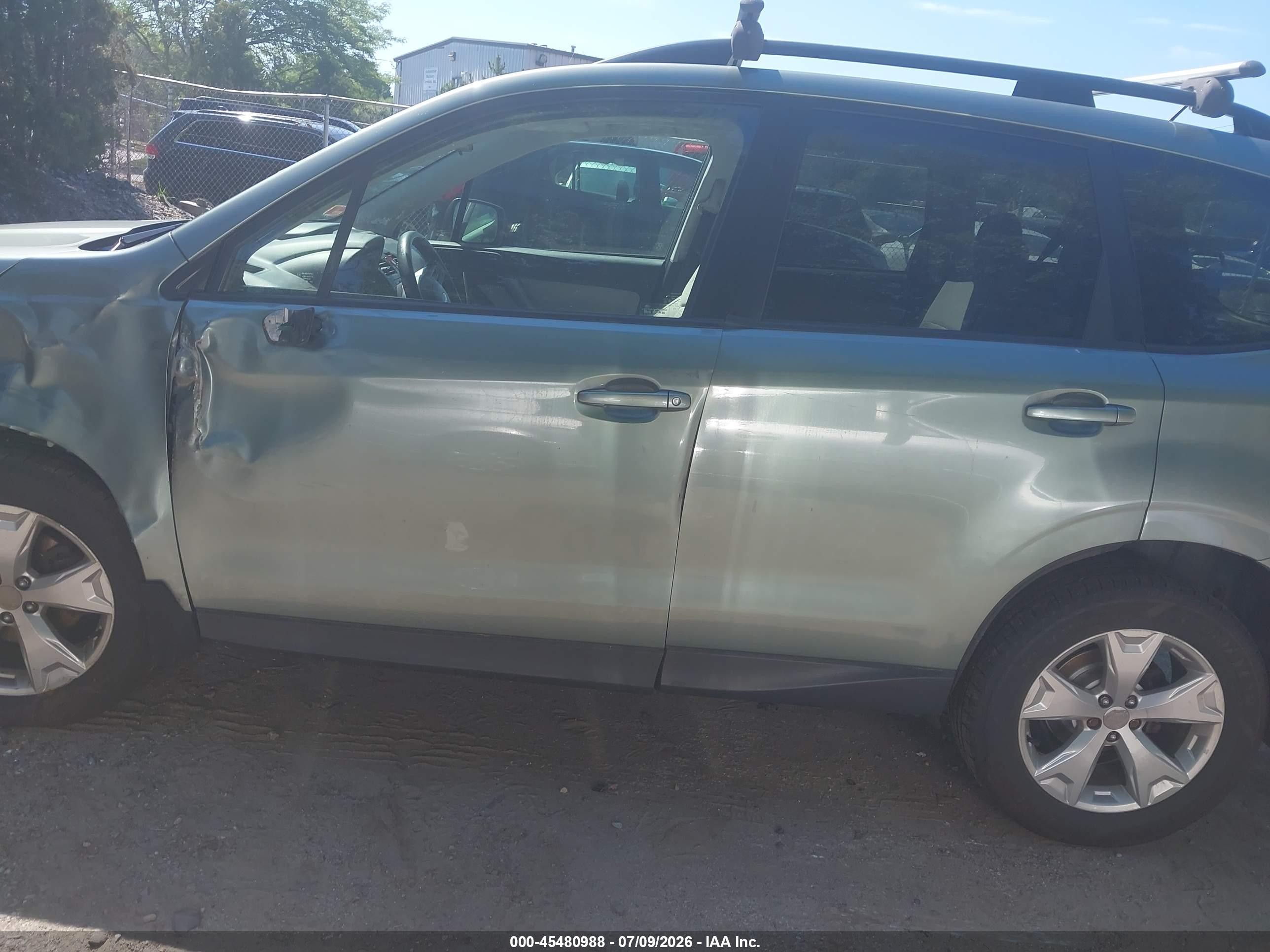2015 Subaru Forester 2.5i Premium Green vin: JF2SJADC5FH437505