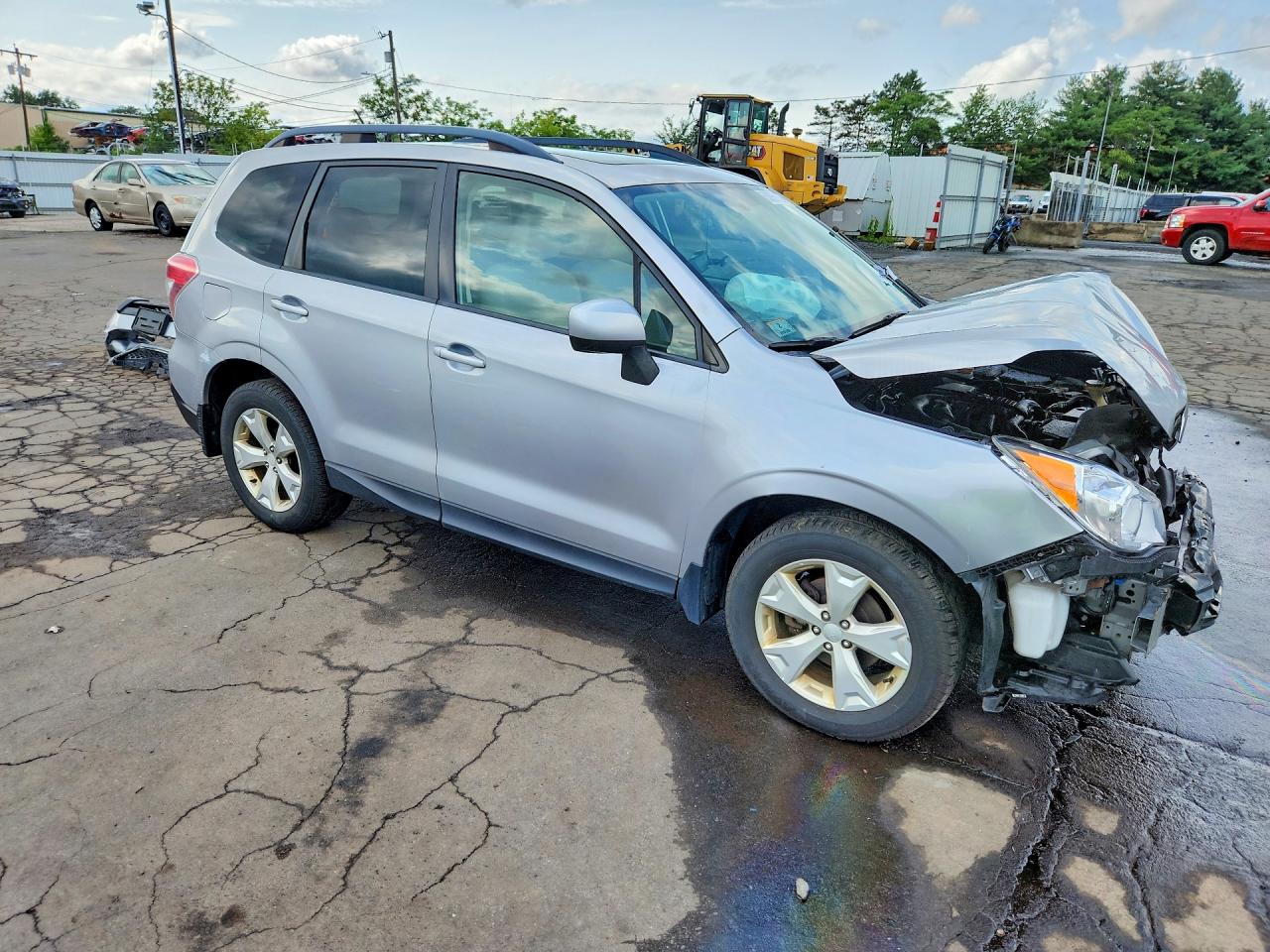 2015 Subaru Forester 2.5i Premium Silver vin: JF2SJADC5FH446219