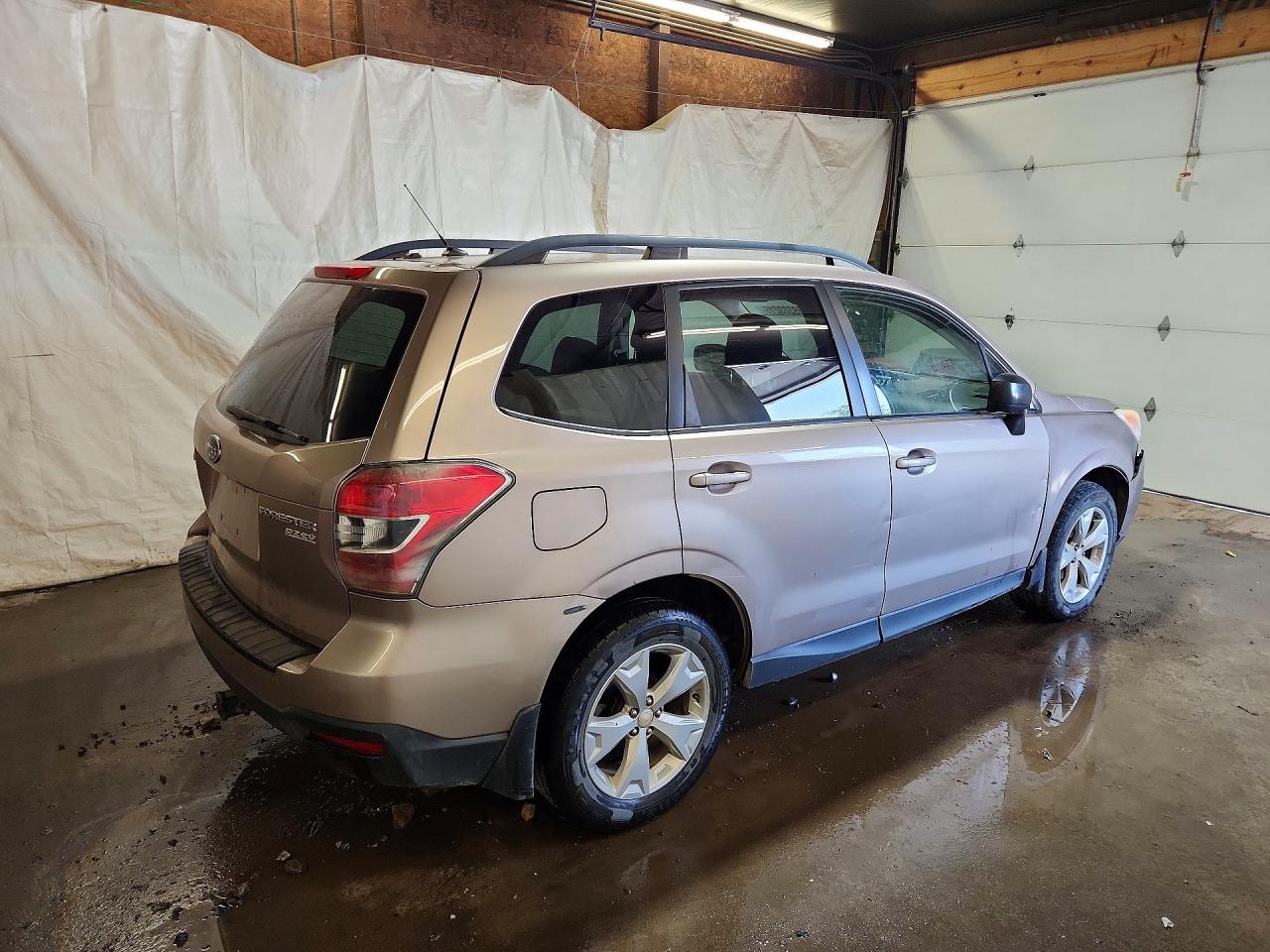 2015 Subaru Forester 2.5i Premium Tan vin: JF2SJADC5FH449346