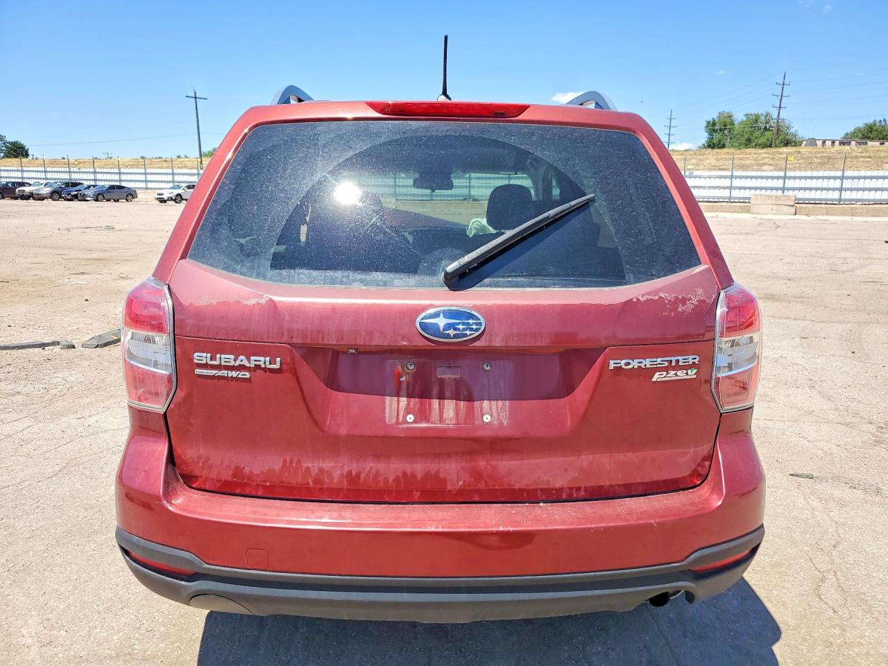 2015 Subaru Forester 2.5i Premium Red vin: JF2SJADC5FH470536