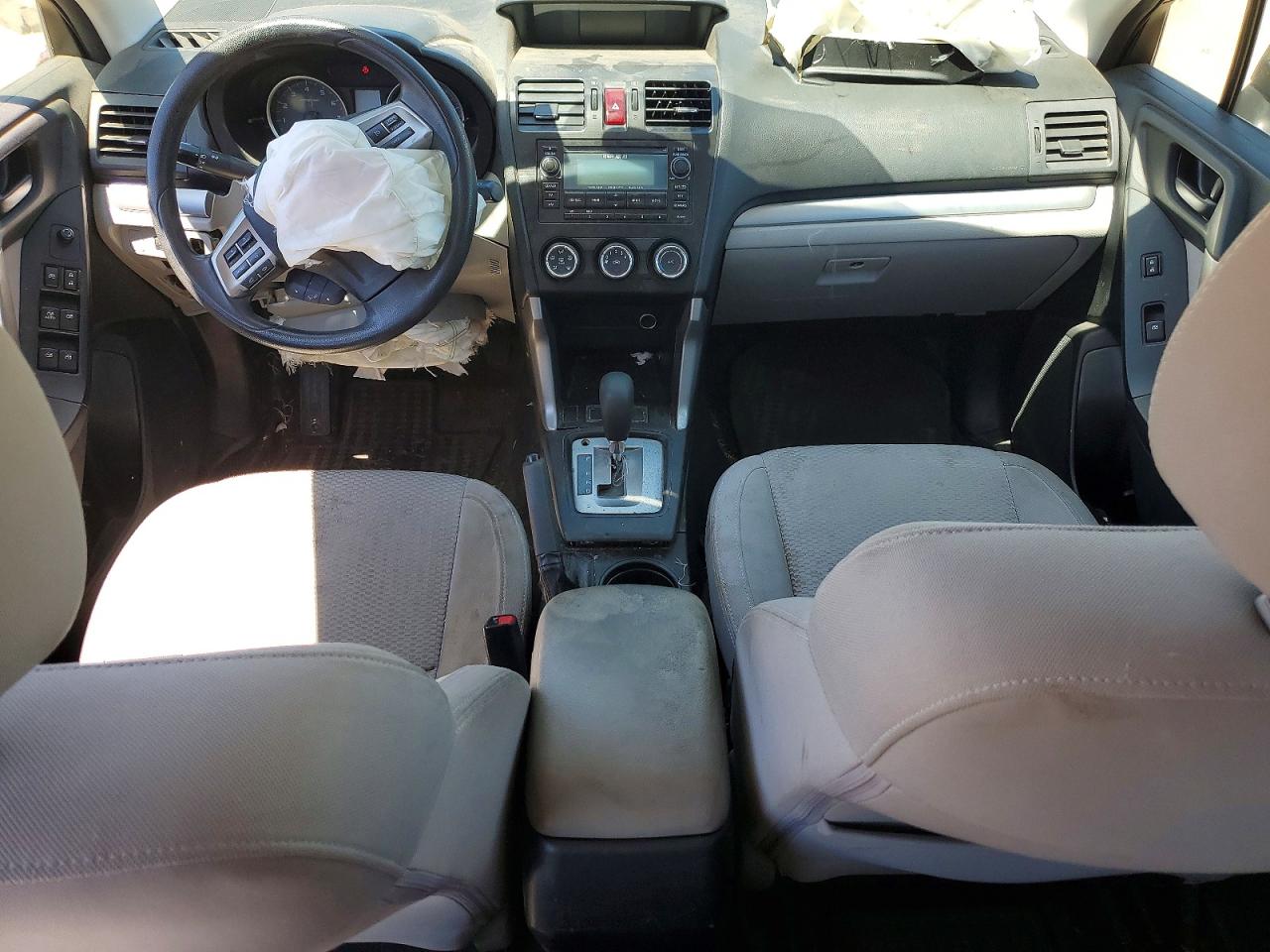2015 Subaru Forester 2.5i Premium Red vin: JF2SJADC5FH470536