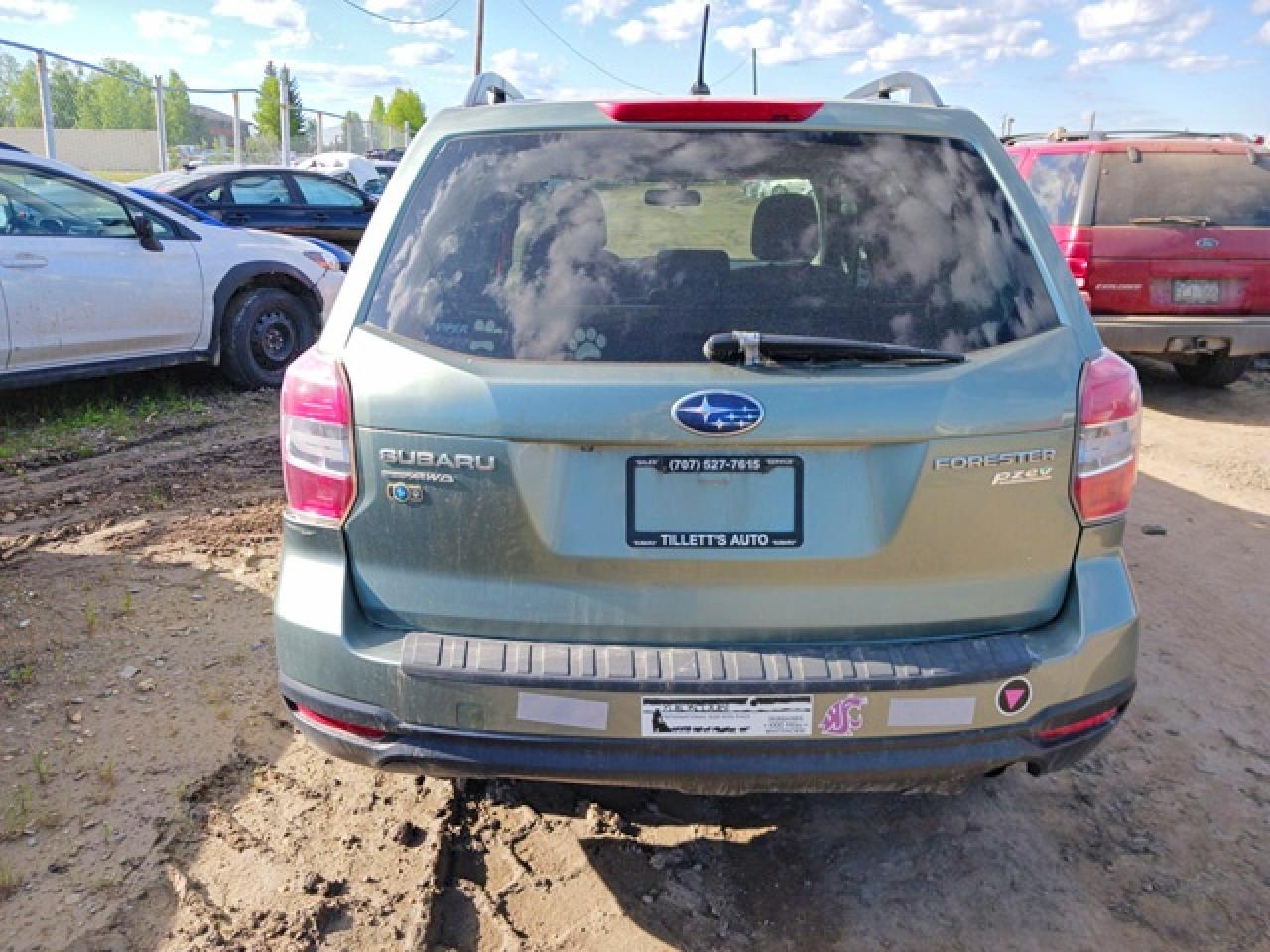 2015 Subaru Forester 2.5i Premium Green vin: JF2SJADC5FH513269