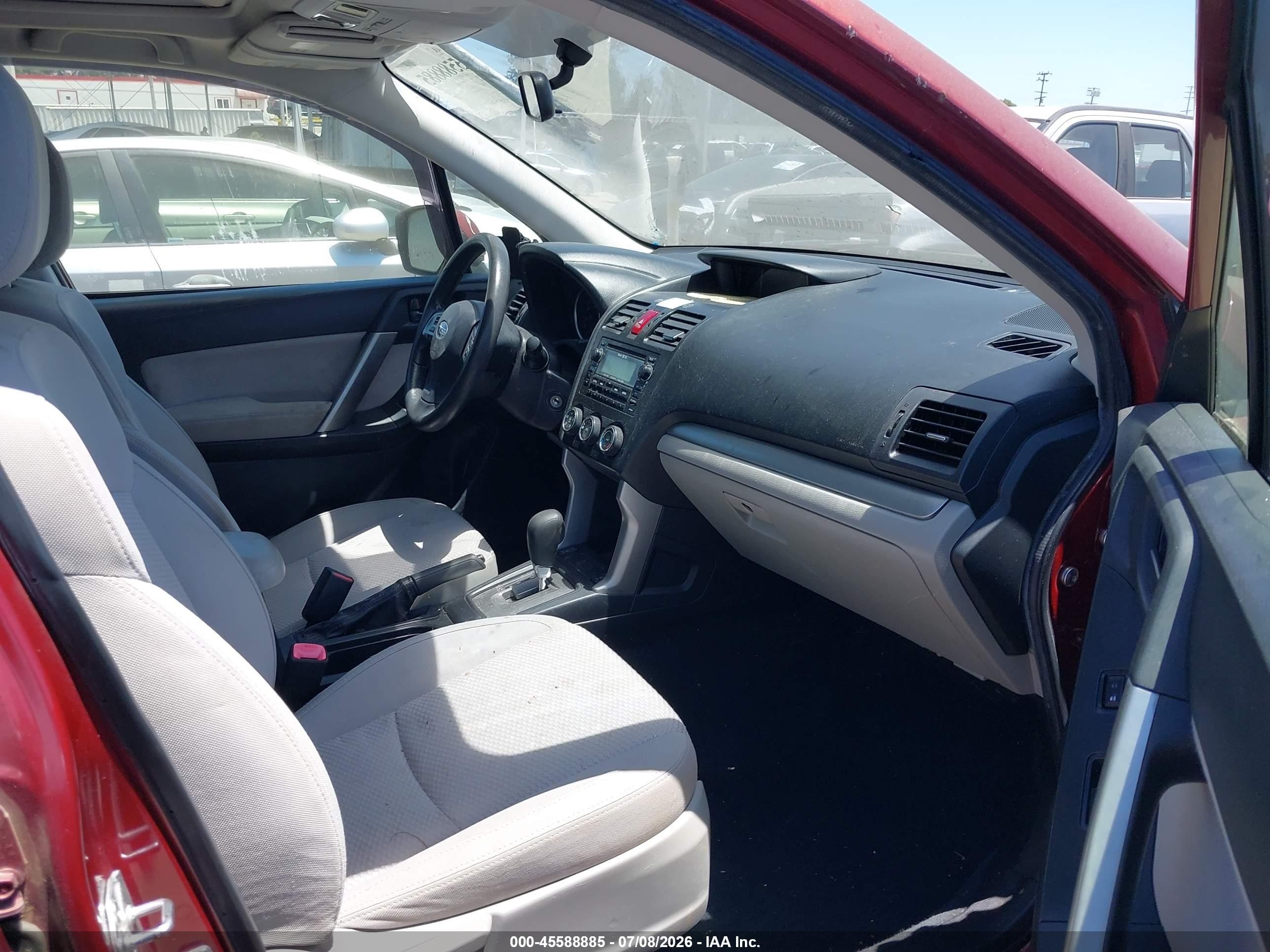 2015 Subaru Forester 2.5i Premium Red vin: JF2SJADC5FH528872