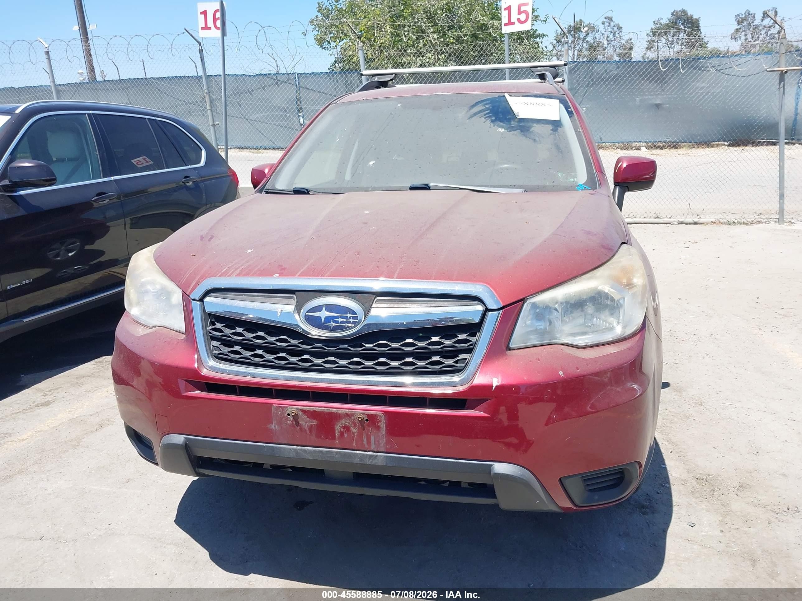 2015 Subaru Forester 2.5i Premium Red vin: JF2SJADC5FH528872