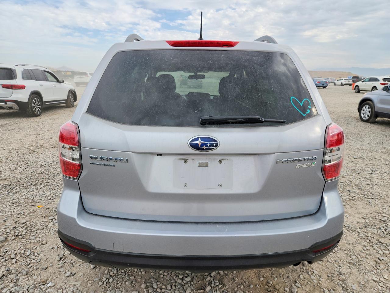 2015 Subaru Forester 2.5i Premium Серебряный vin: JF2SJADC5FH571821