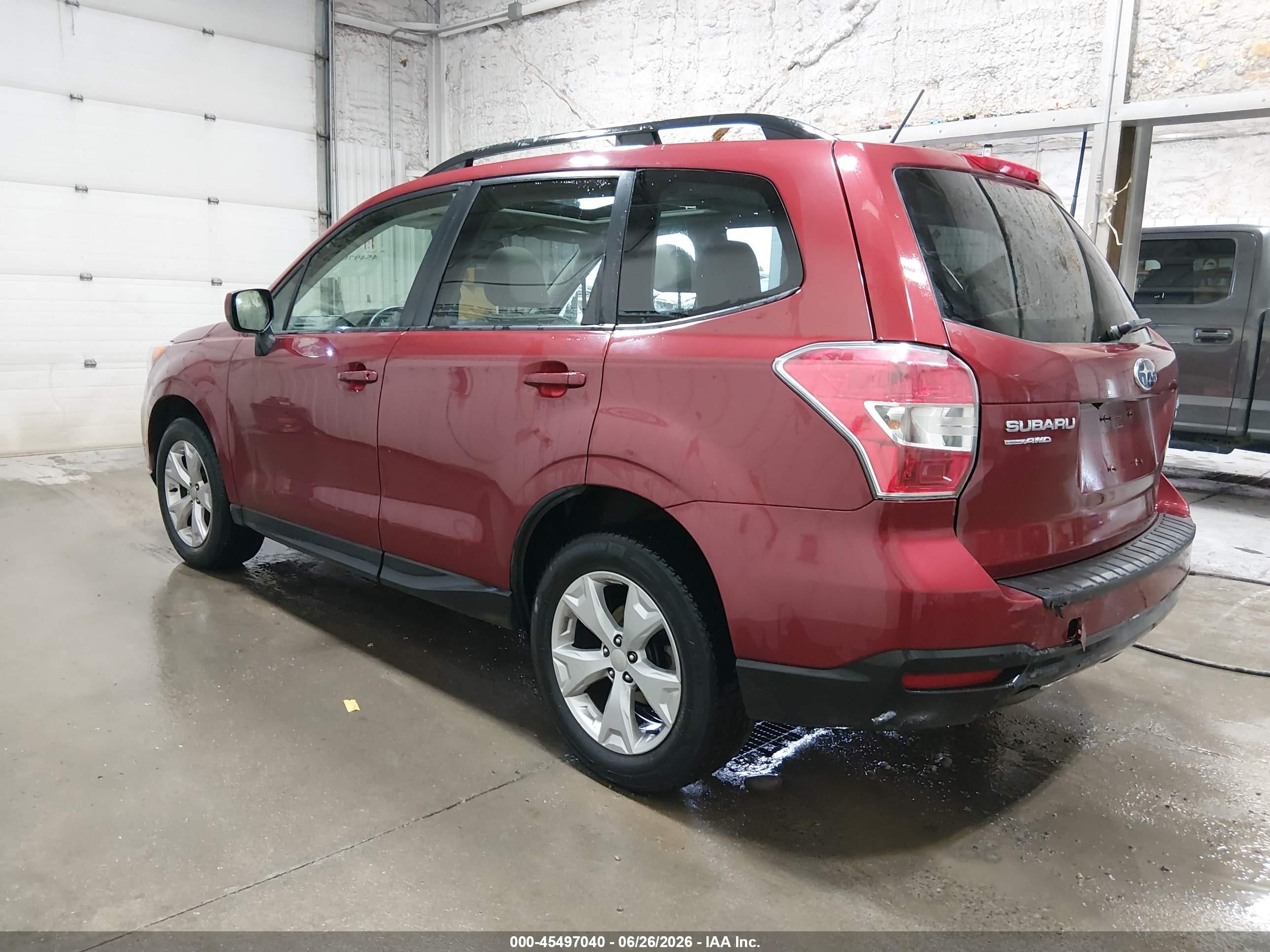 2015 Subaru Forester 2.5i Premium Red vin: JF2SJADC5FH576677