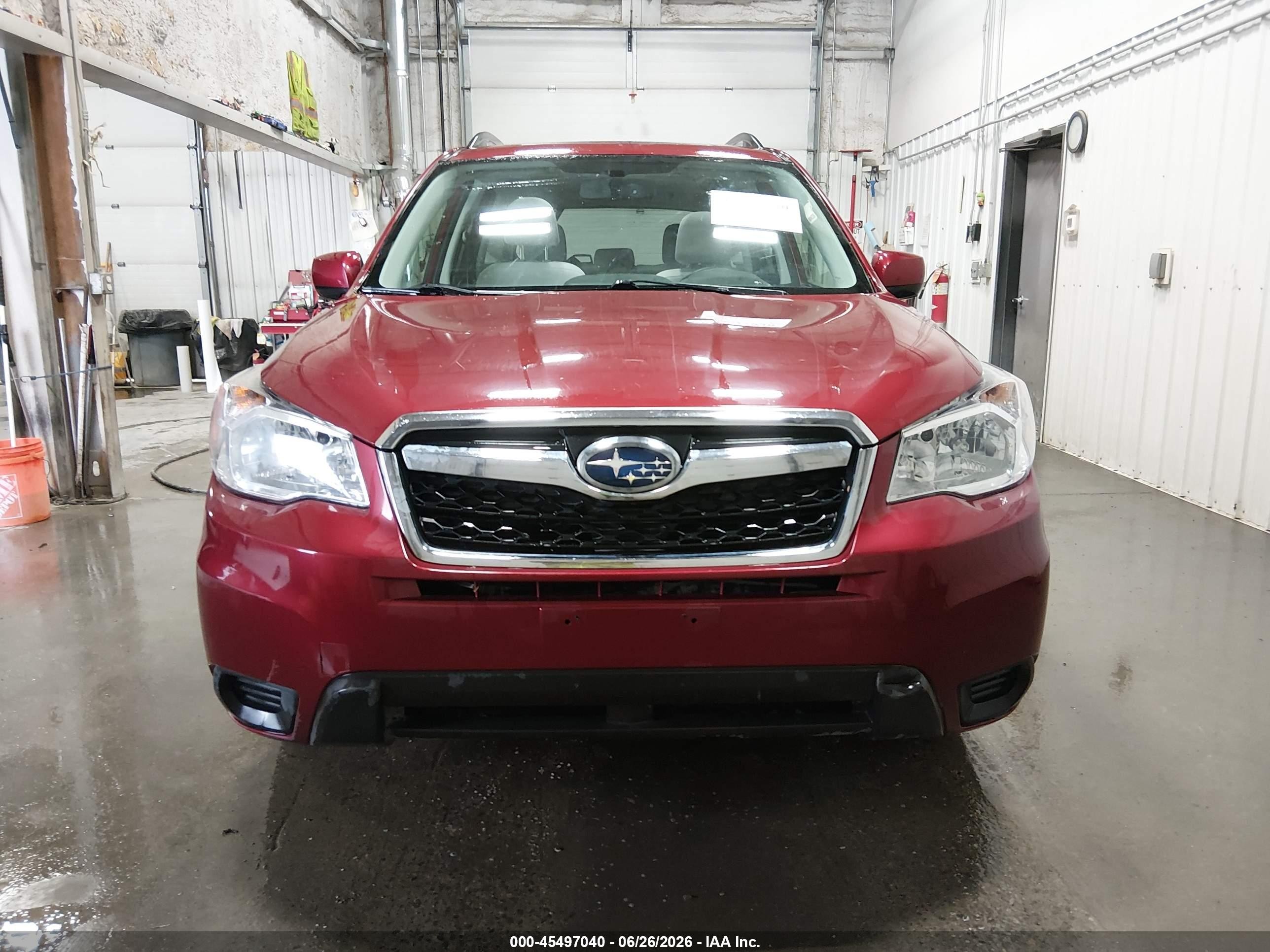 2015 Subaru Forester 2.5i Premium Red vin: JF2SJADC5FH576677
