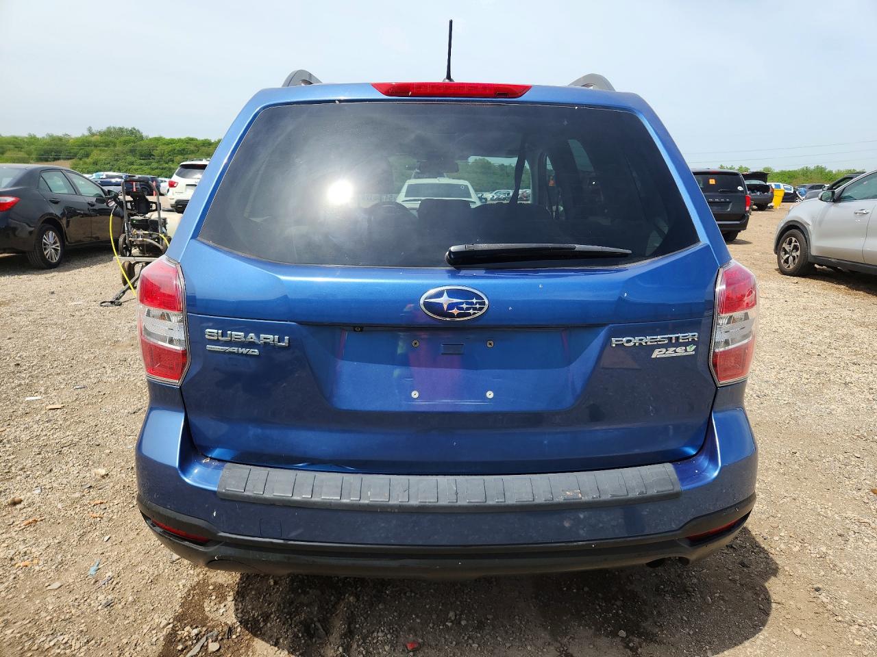 2015 Subaru Forester 2.5i Premium Blue vin: JF2SJADC5FH593933
