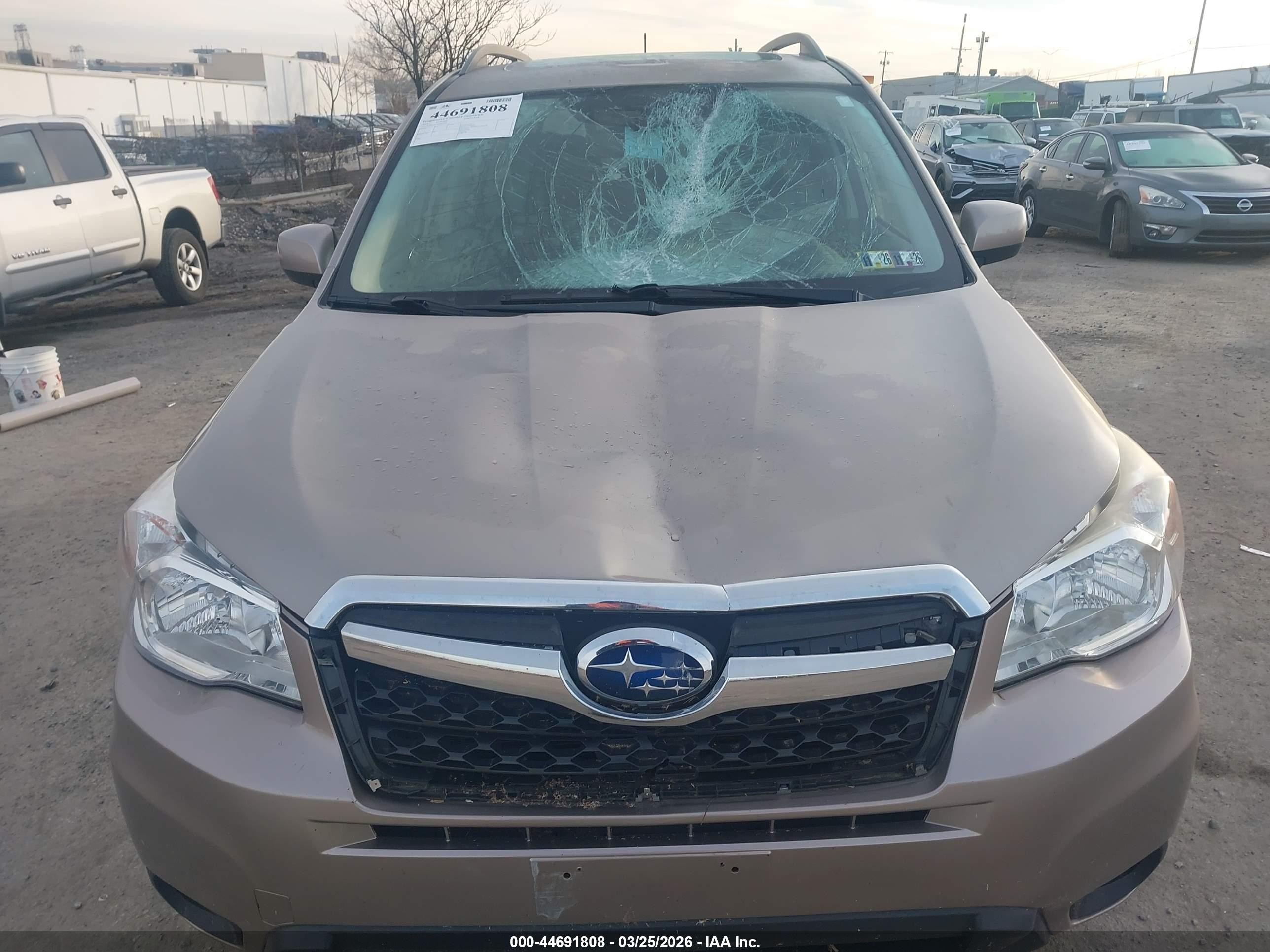 2015 Subaru Forester 2.5i Premium Gold vin: JF2SJADC5FH807741