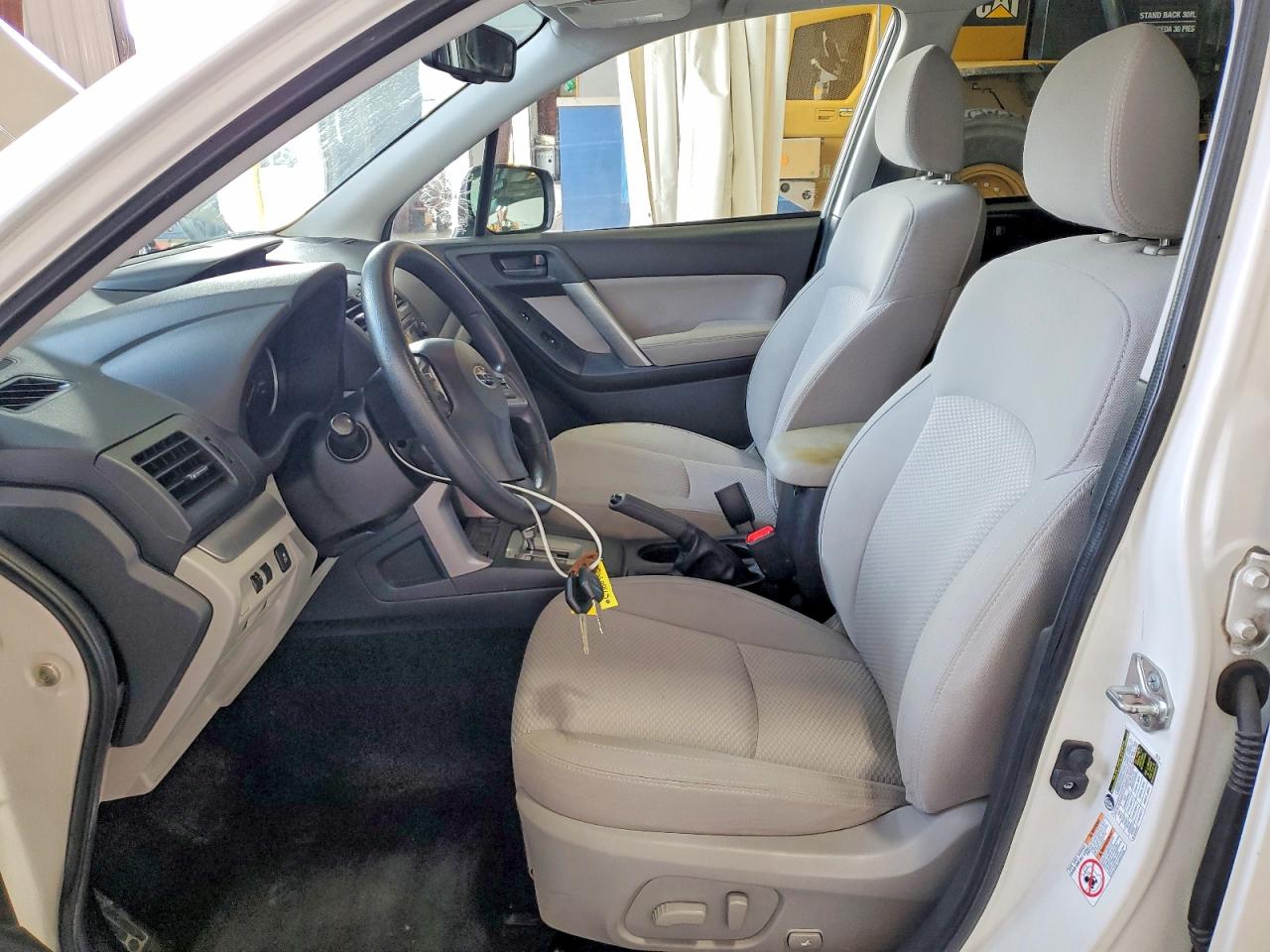 2015 Subaru Forester 2.5i Premium White vin: JF2SJADC5FH818576