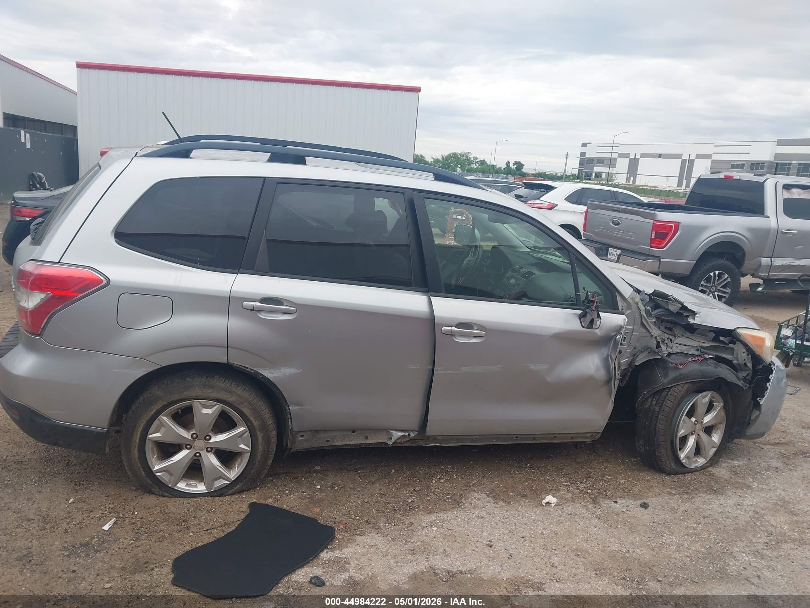 2014 Subaru Forester 2.5i Premium Silver vin: JF2SJADC6EH481785