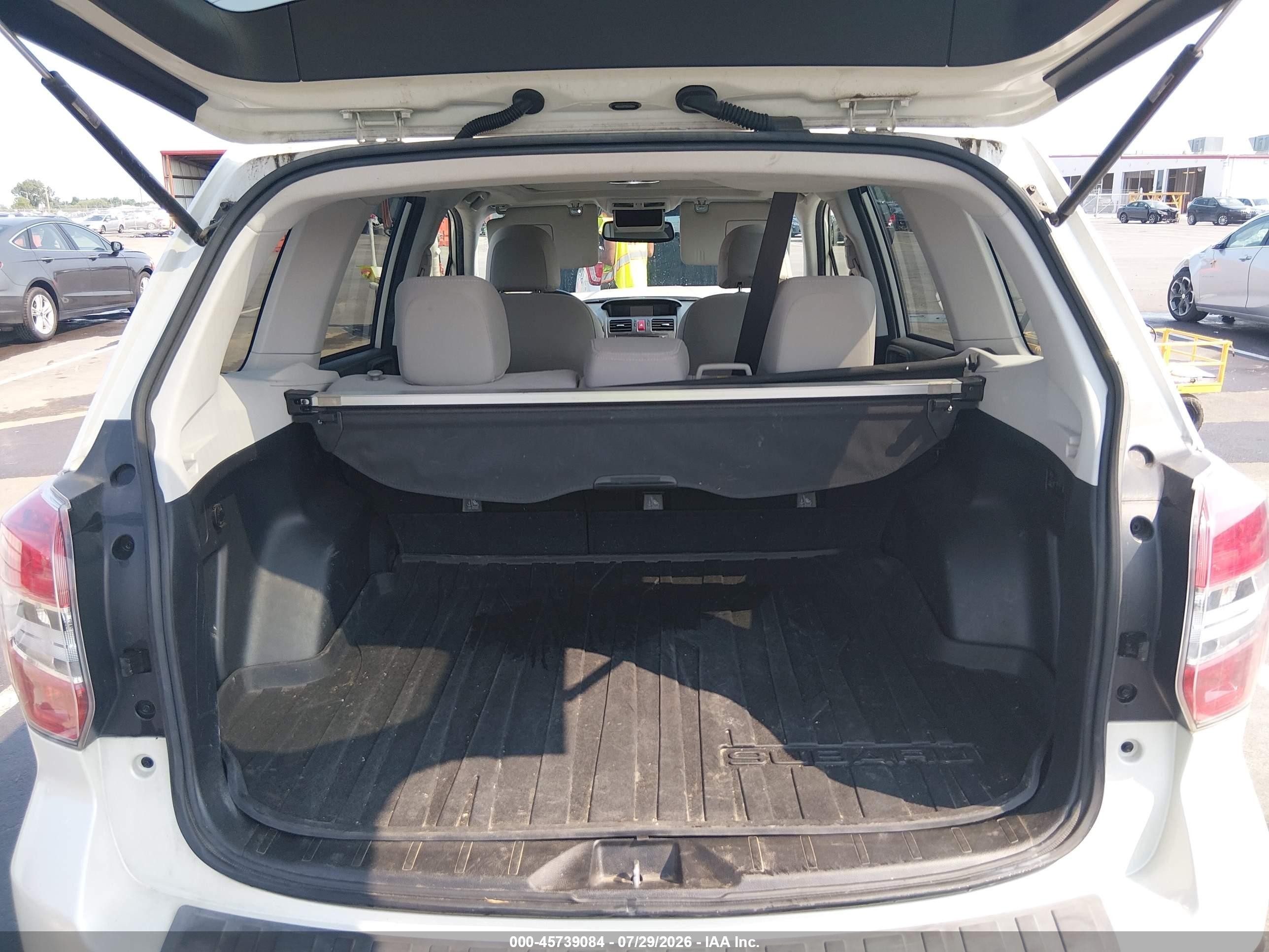 2015 Subaru Forester 2.5i Premium Белый vin: JF2SJADC6FH434645