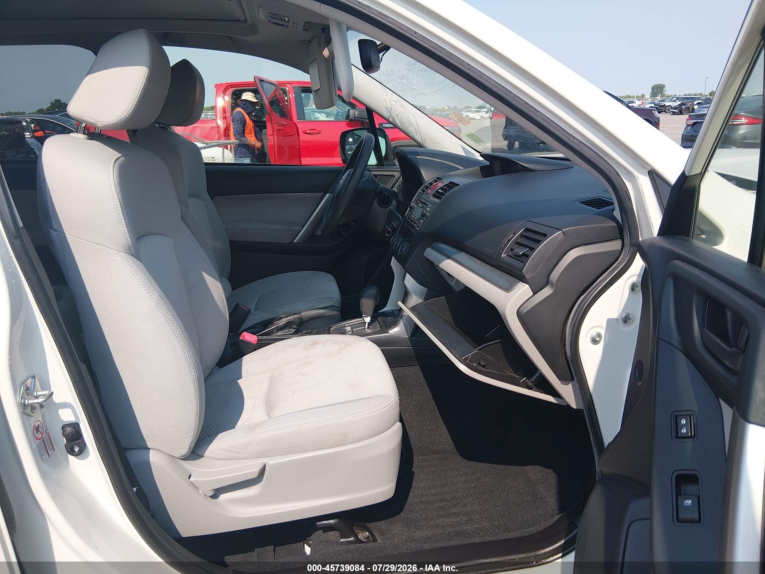 2015 Subaru Forester 2.5i Premium Белый vin: JF2SJADC6FH434645