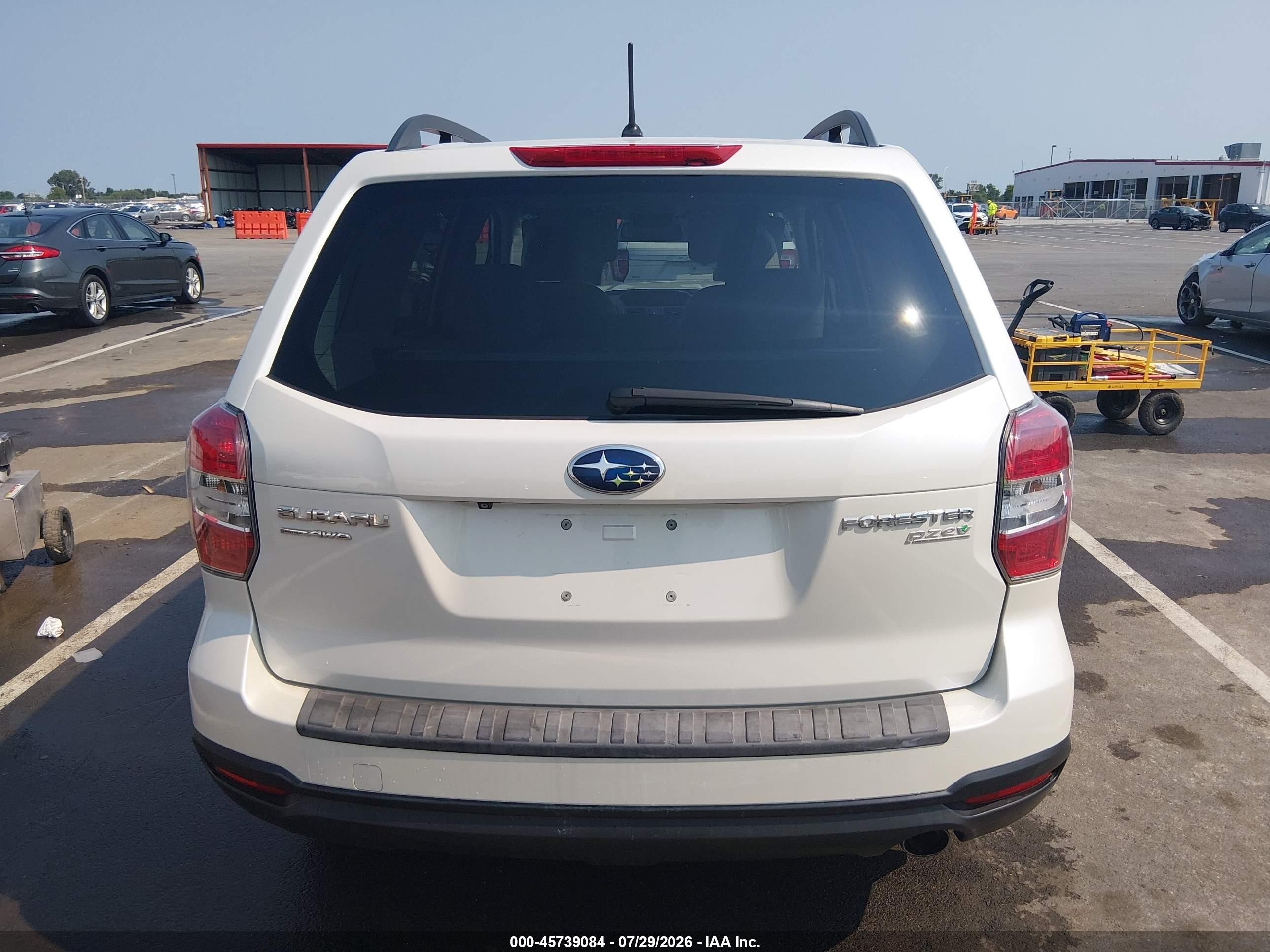 2015 Subaru Forester 2.5i Premium Белый vin: JF2SJADC6FH434645