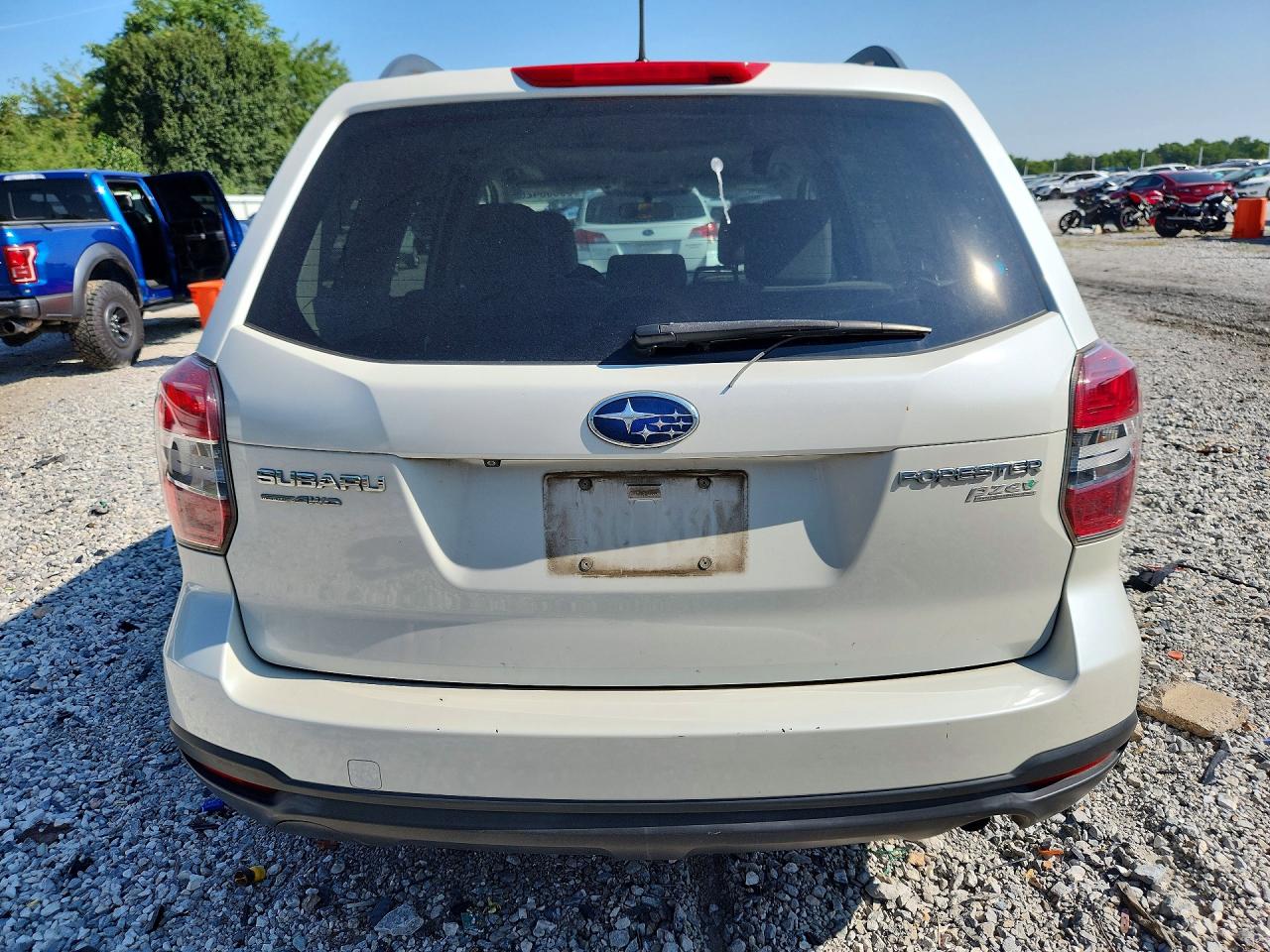 2015 Subaru Forester 2.5i Premium White vin: JF2SJADC6FH464034