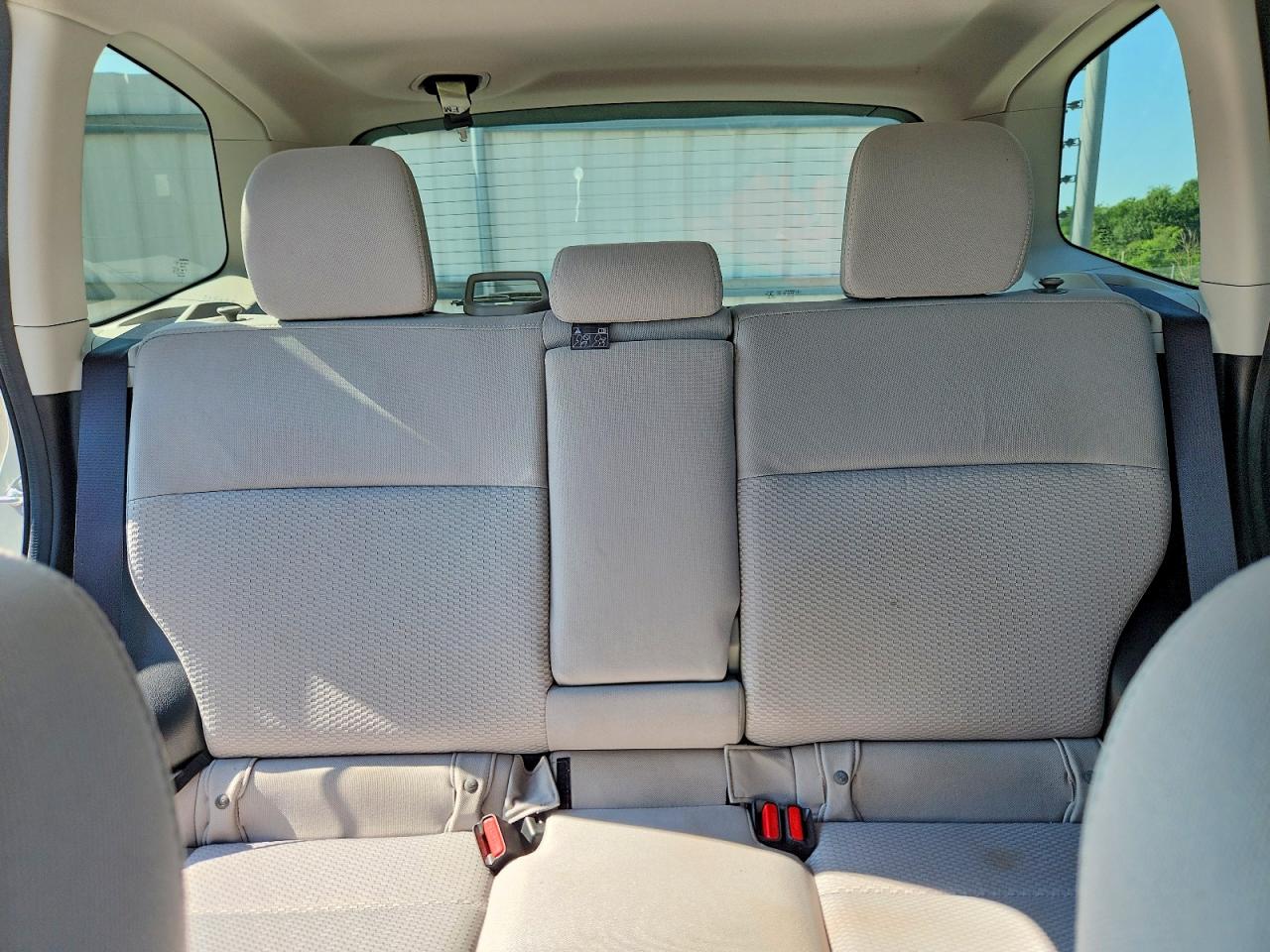 2015 Subaru Forester 2.5i Premium White vin: JF2SJADC6FH464034