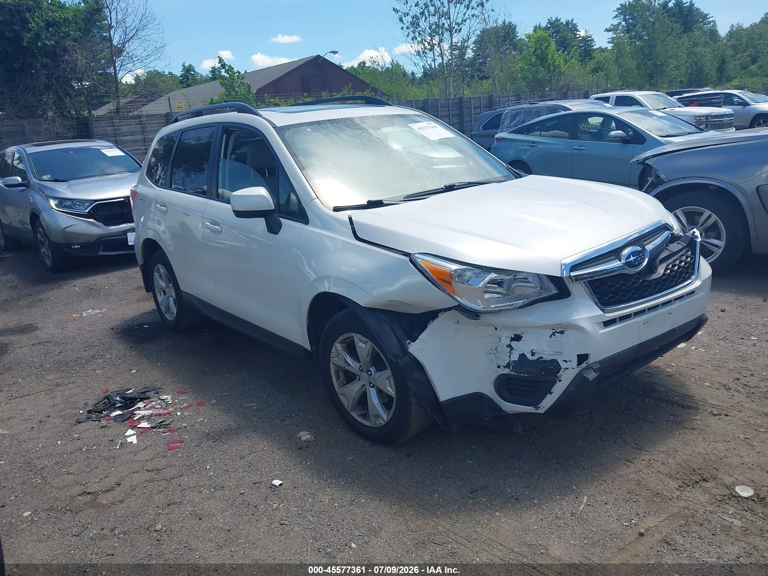 2015 Subaru Forester 2.5i Premium Белый vin: JF2SJADC6FH481531