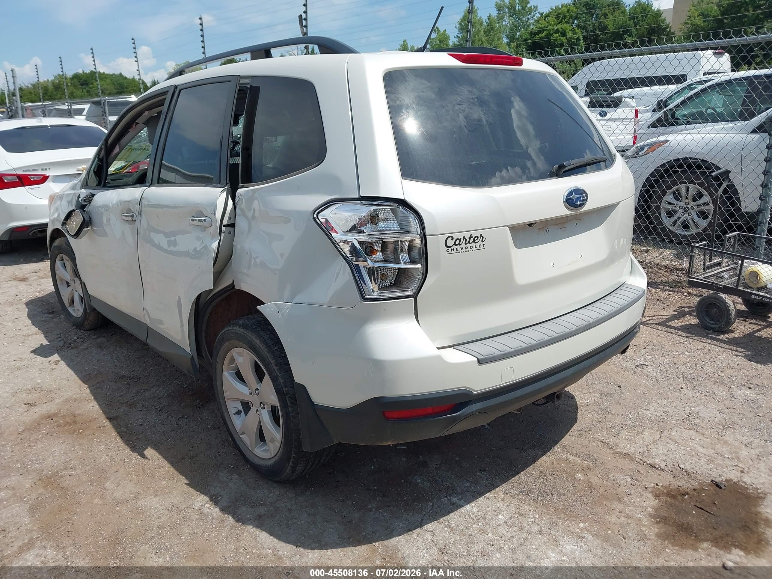 2015 Subaru Forester 2.5i Premium White vin: JF2SJADC6FH486602