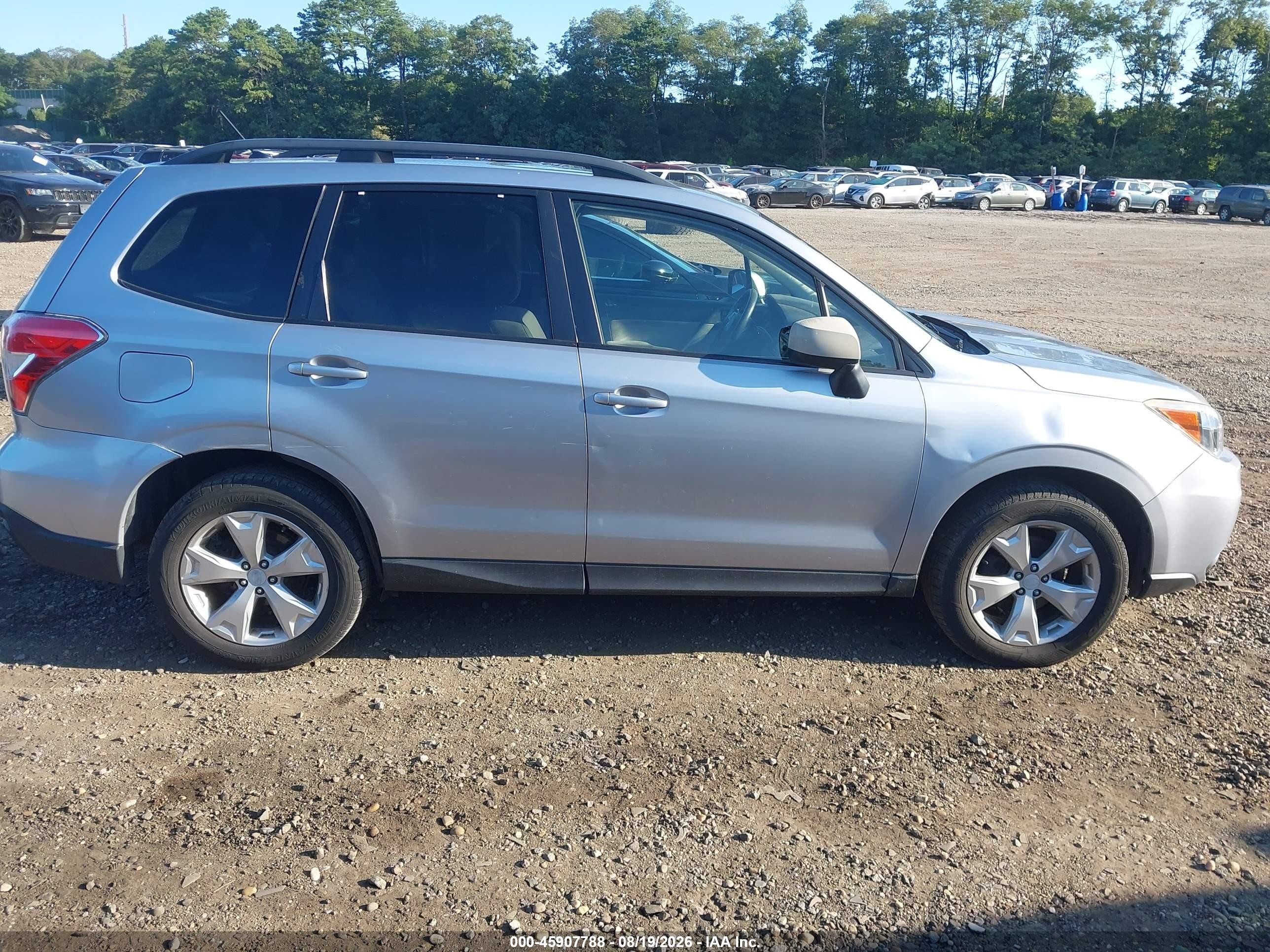 2015 Subaru Forester 2.5i Premium Silver vin: JF2SJADC6FH500286