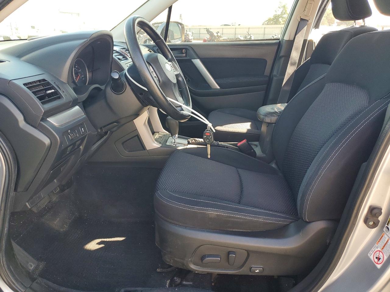 2015 Subaru Forester 2.5i Premium Silver vin: JF2SJADC6FH532509