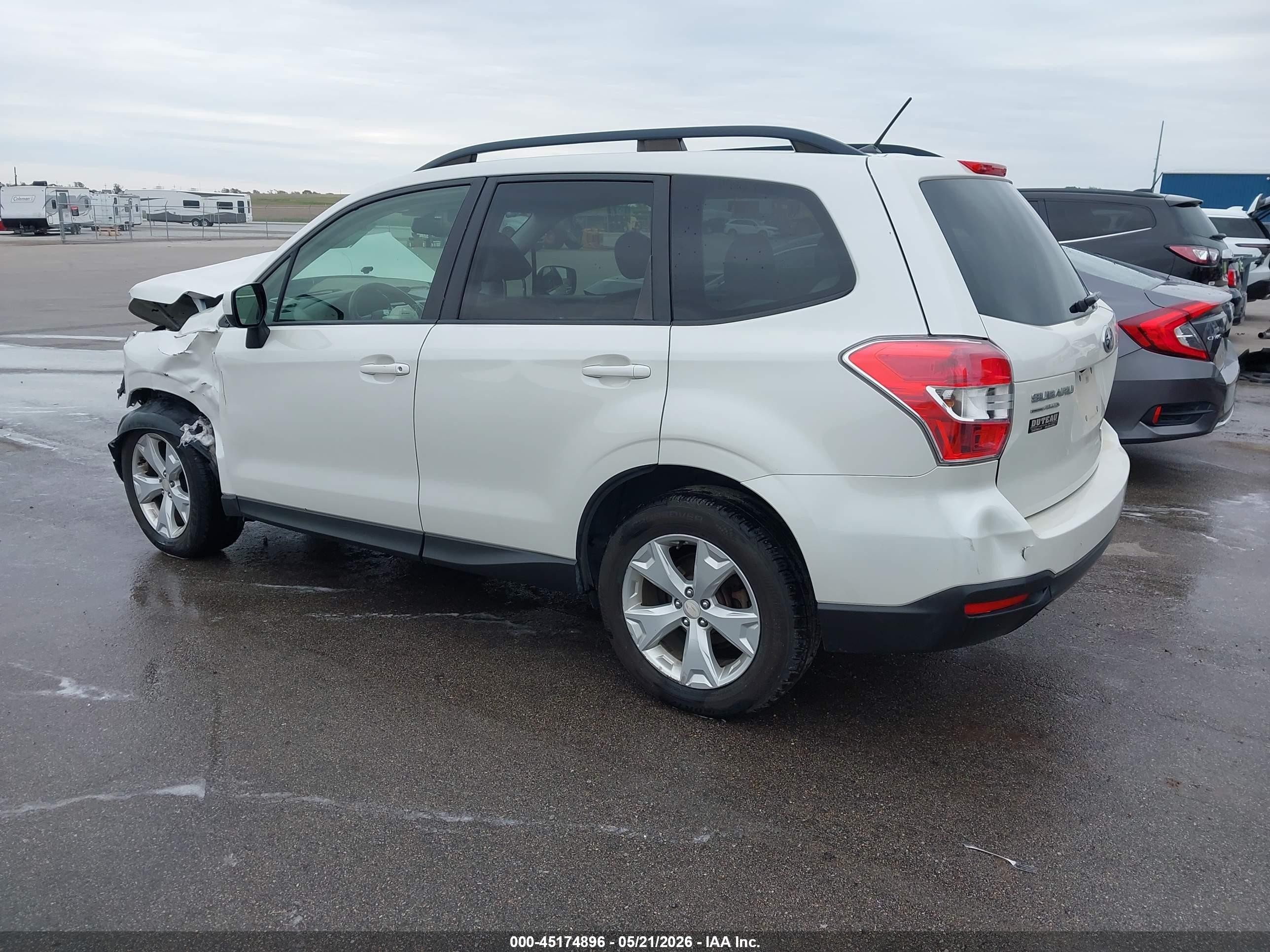 2015 Subaru Forester 2.5i Premium Белый vin: JF2SJADC6FH550721
