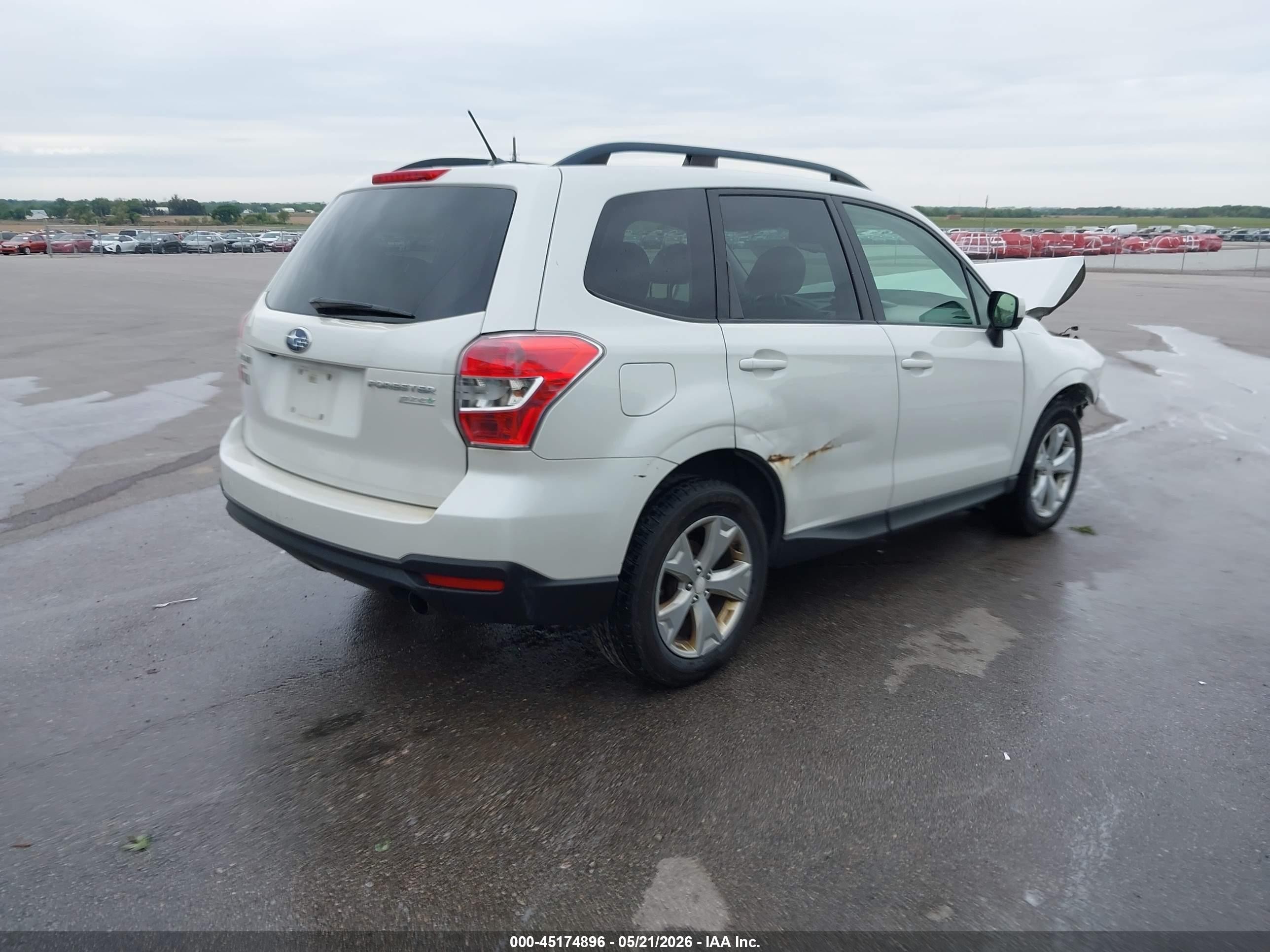 2015 Subaru Forester 2.5i Premium Белый vin: JF2SJADC6FH550721