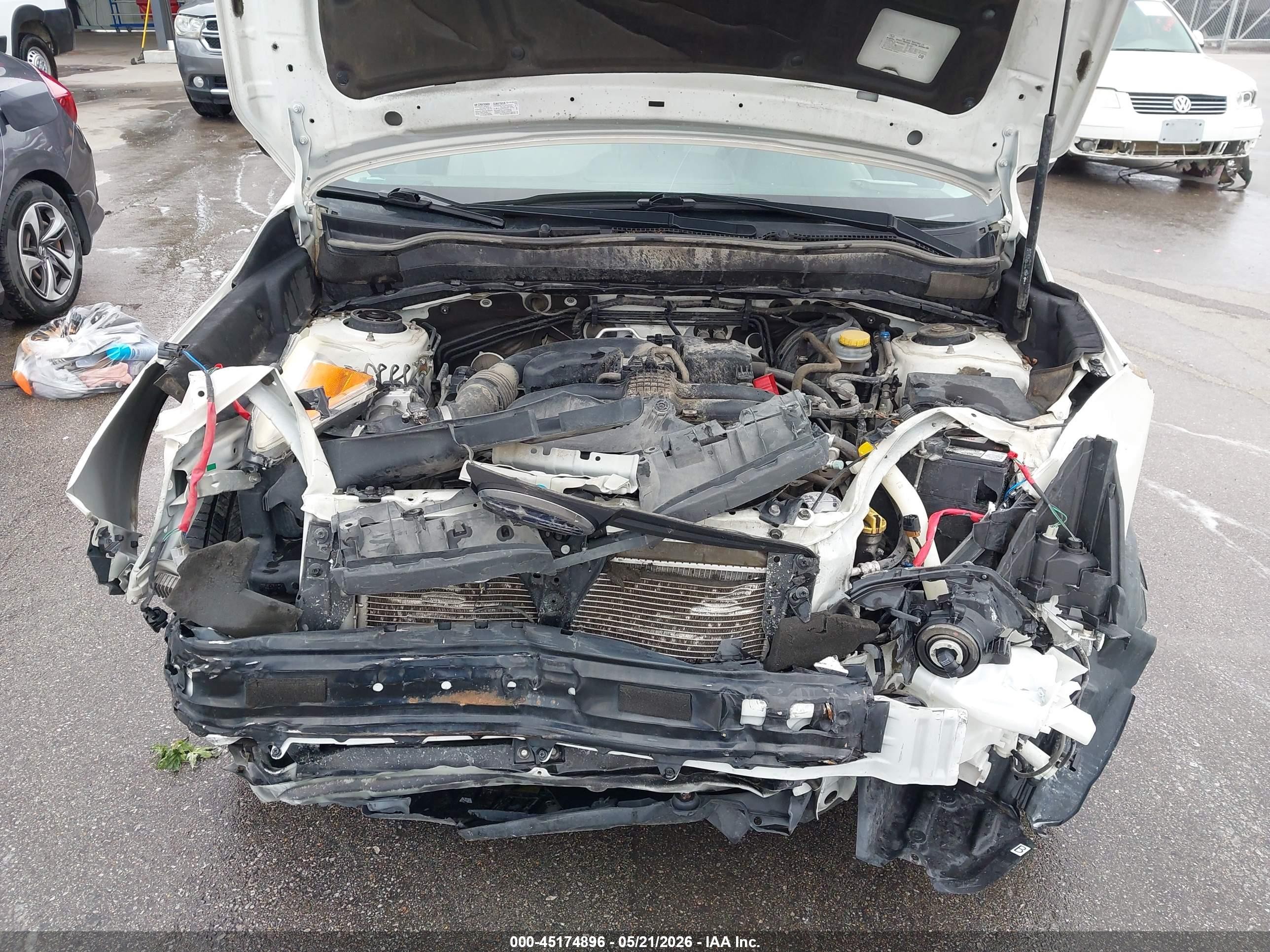2015 Subaru Forester 2.5i Premium Белый vin: JF2SJADC6FH550721