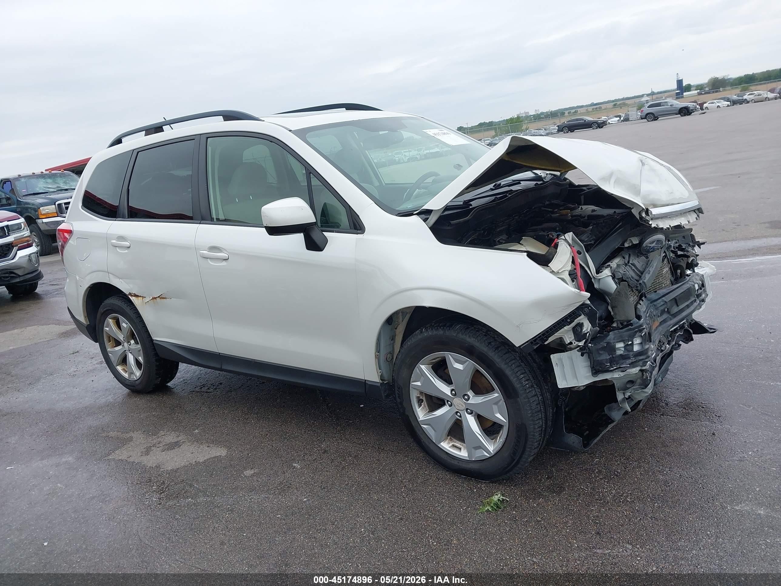 2015 Subaru Forester 2.5i Premium Белый vin: JF2SJADC6FH550721