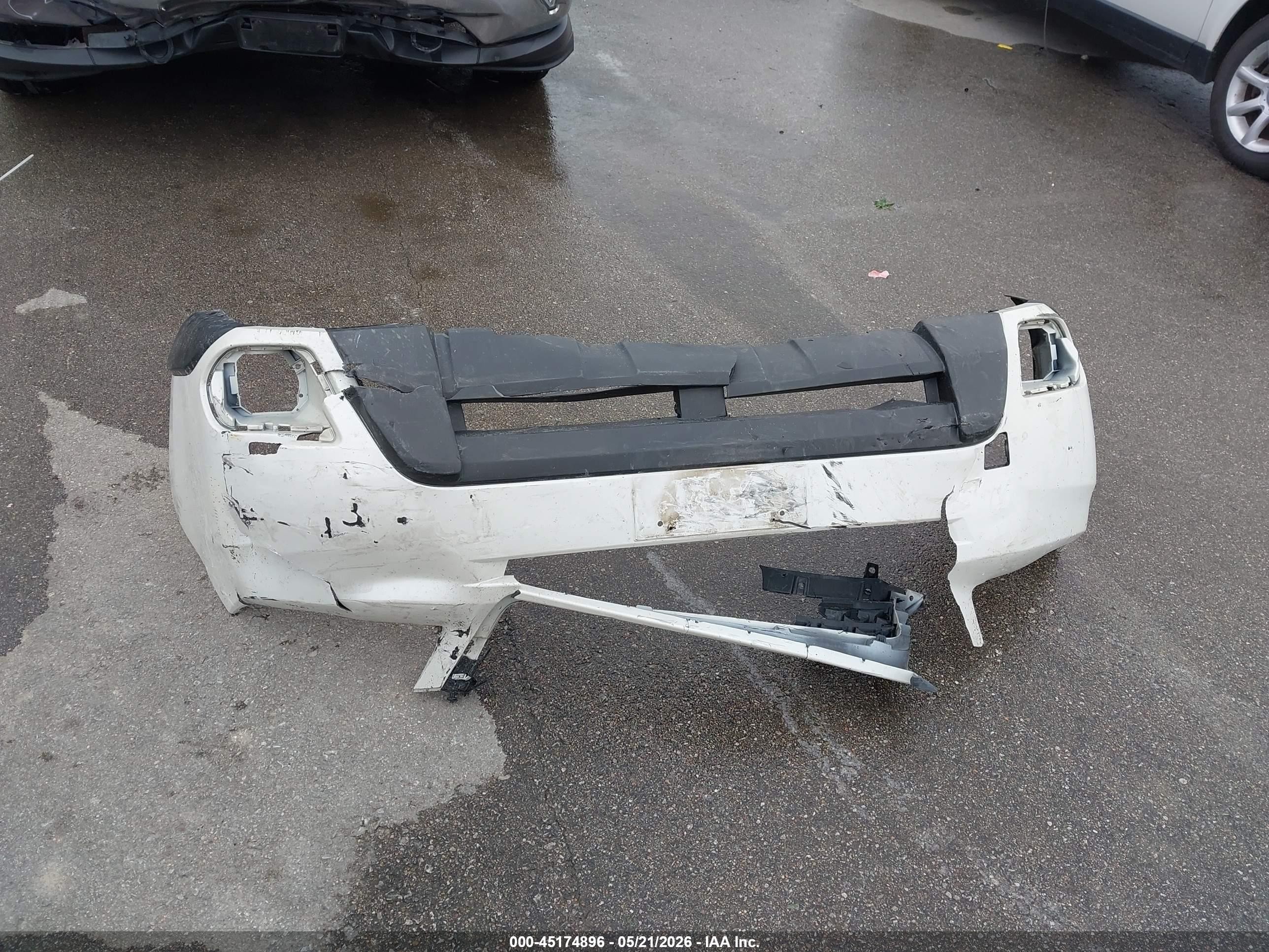 2015 Subaru Forester 2.5i Premium Белый vin: JF2SJADC6FH550721