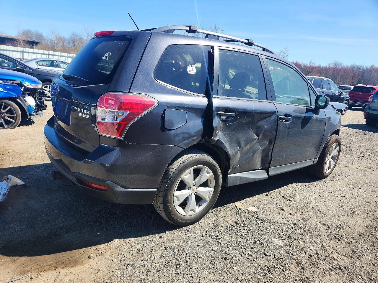 2015 Subaru Forester 2.5i Premium Gray vin: JF2SJADC6FH589969