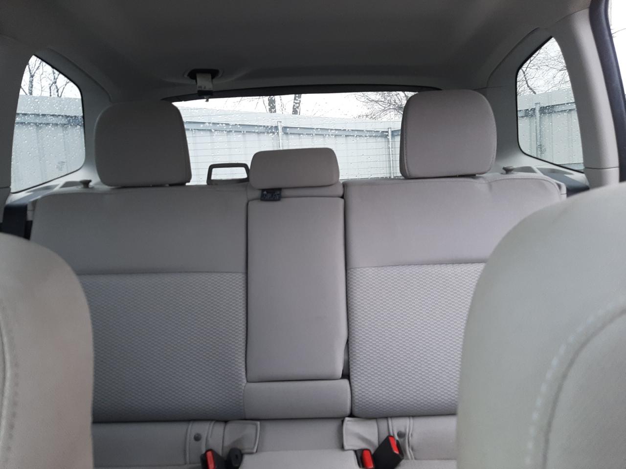 2015 Subaru Forester 2.5i Premium White vin: JF2SJADC6FH593763