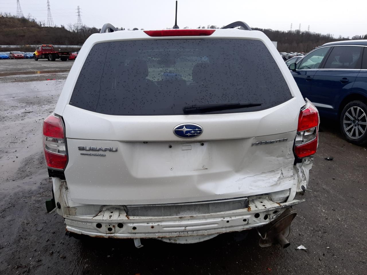 2015 Subaru Forester 2.5i Premium White vin: JF2SJADC6FH593763