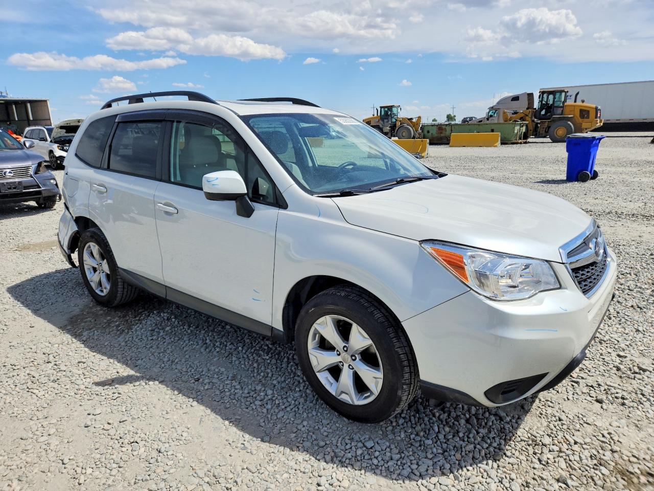 2015 Subaru Forester 2.5i Premium White vin: JF2SJADC6FH593763
