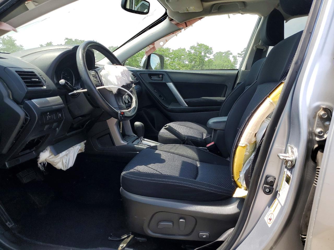 2015 Subaru Forester 2.5i Premium Silver vin: JF2SJADC6FH802337