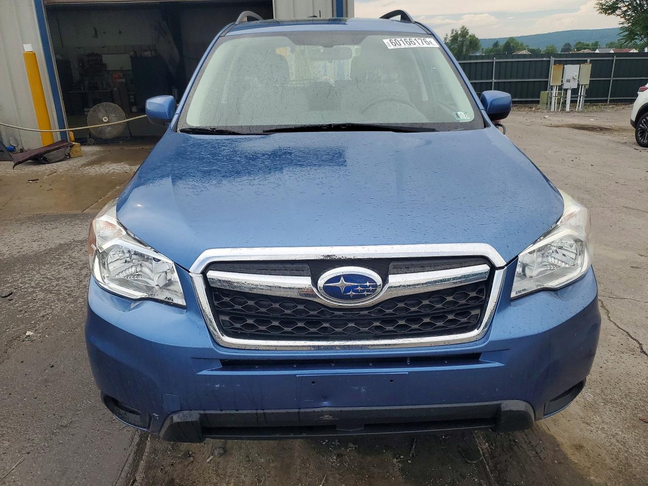 2015 Subaru Forester 2.5i Premium Blue vin: JF2SJADC6FH820238