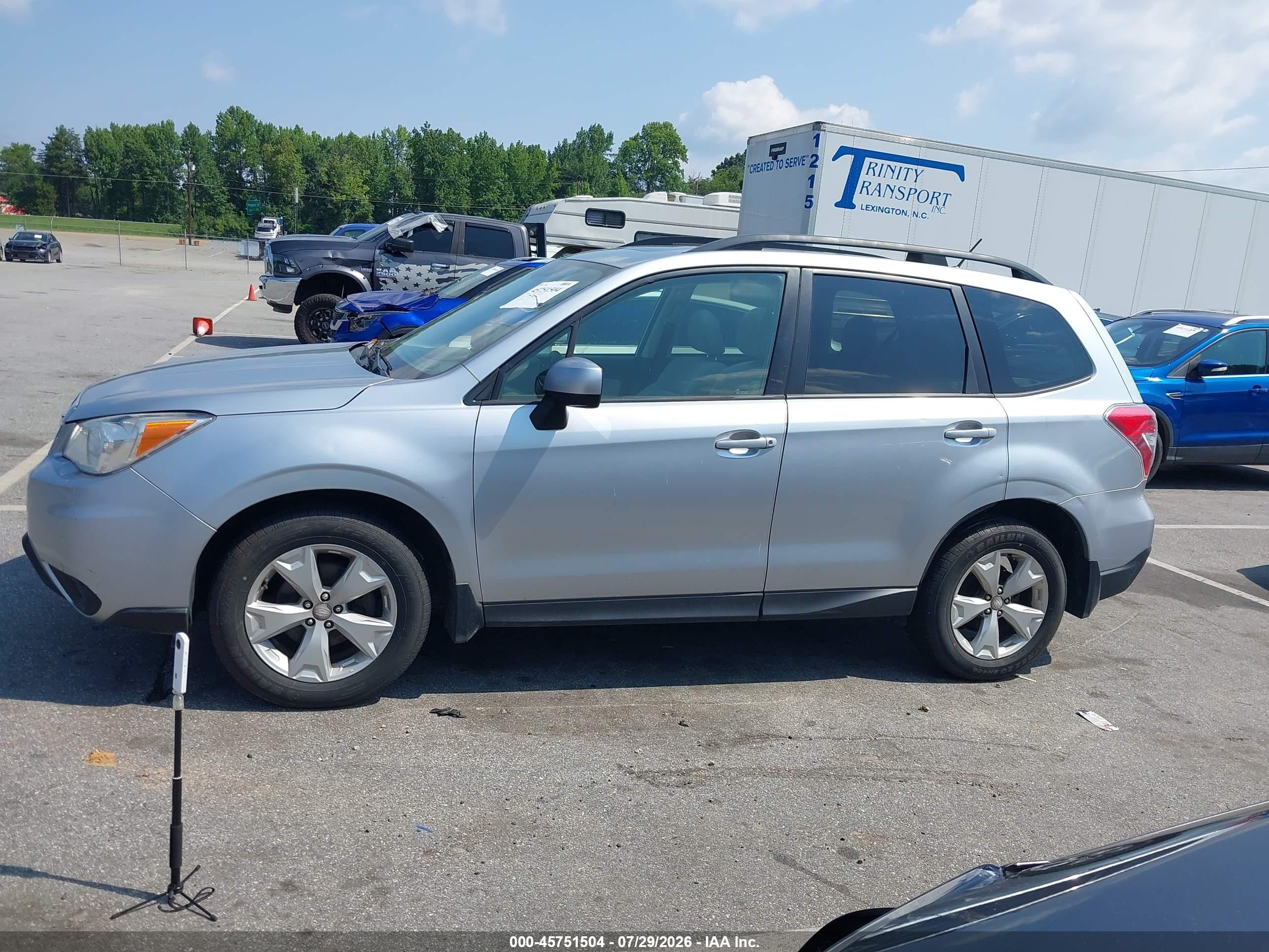 2015 Subaru Forester 2.5i Premium Silver vin: JF2SJADC6FH826136