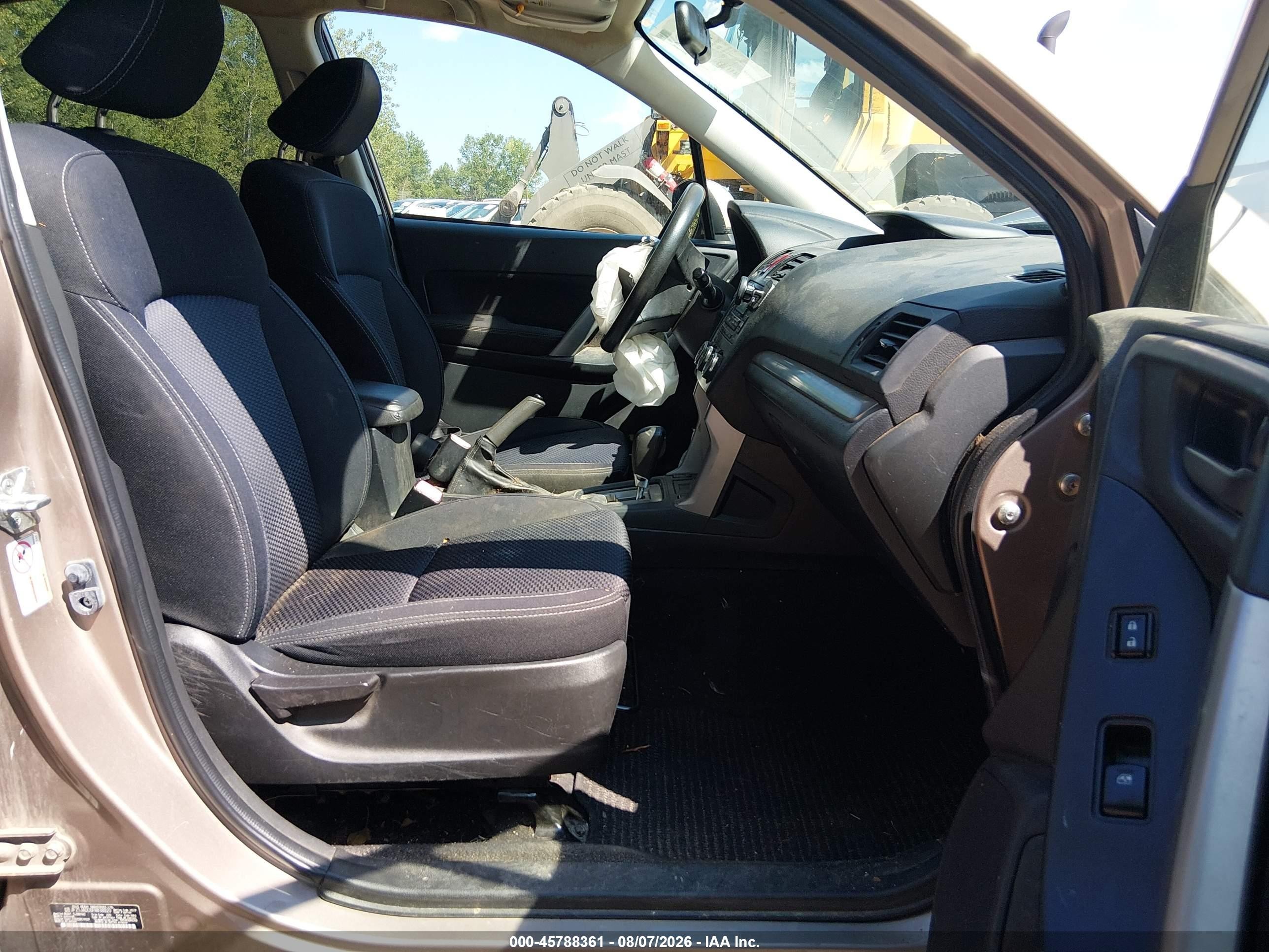 2015 Subaru Forester 2.5i Premium Желто-коричневый vin: JF2SJADC6FH838920