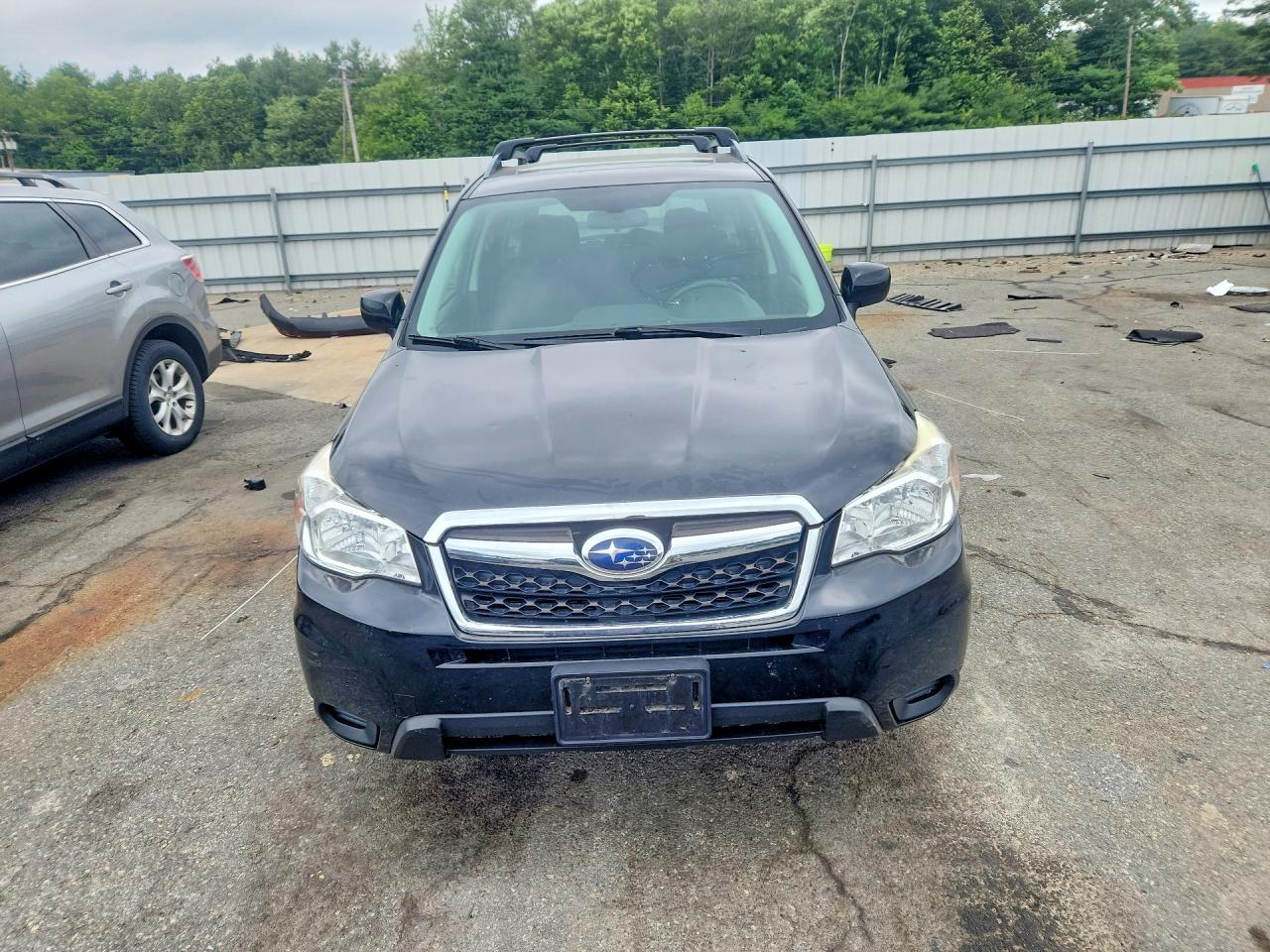 2015 Subaru Forester 2.5i Premium Black vin: JF2SJADC6FH840974