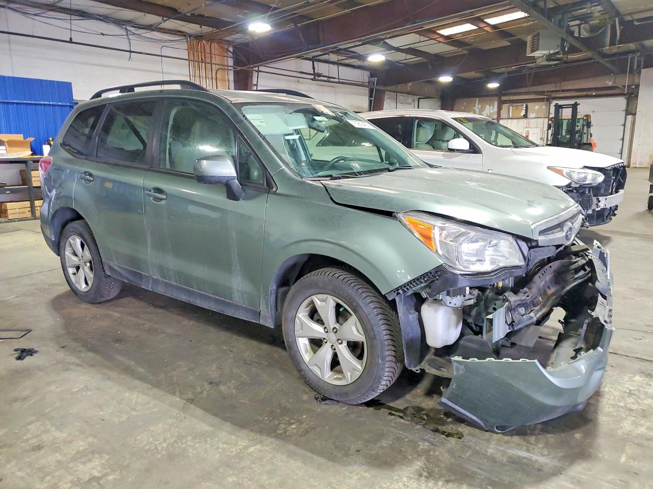2016 Subaru Forester 2.5i Premium Green vin: JF2SJADC6GH560117
