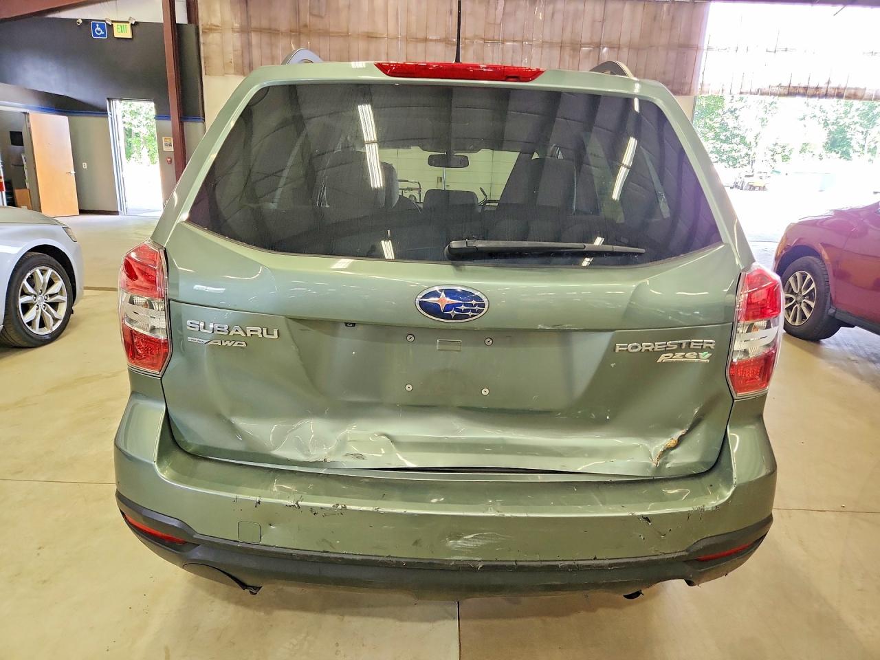 2015 Subaru Forester 2.5i Premium Green vin: JF2SJADC7FH403792