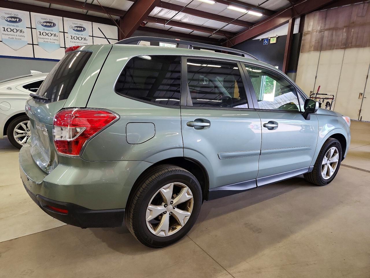 2015 Subaru Forester 2.5i Premium Green vin: JF2SJADC7FH403792