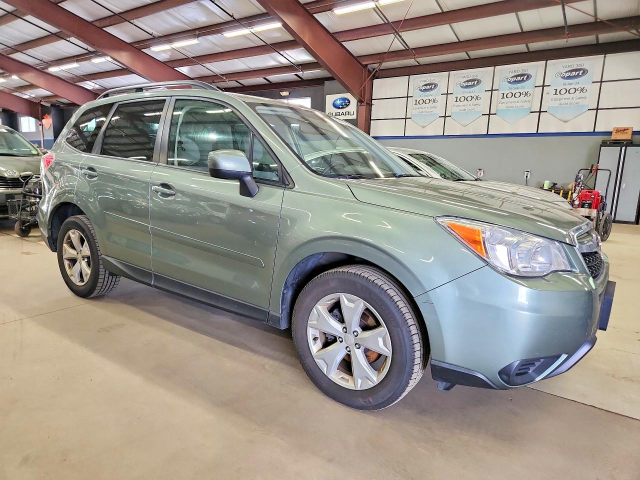 2015 Subaru Forester 2.5i Premium Green vin: JF2SJADC7FH403792