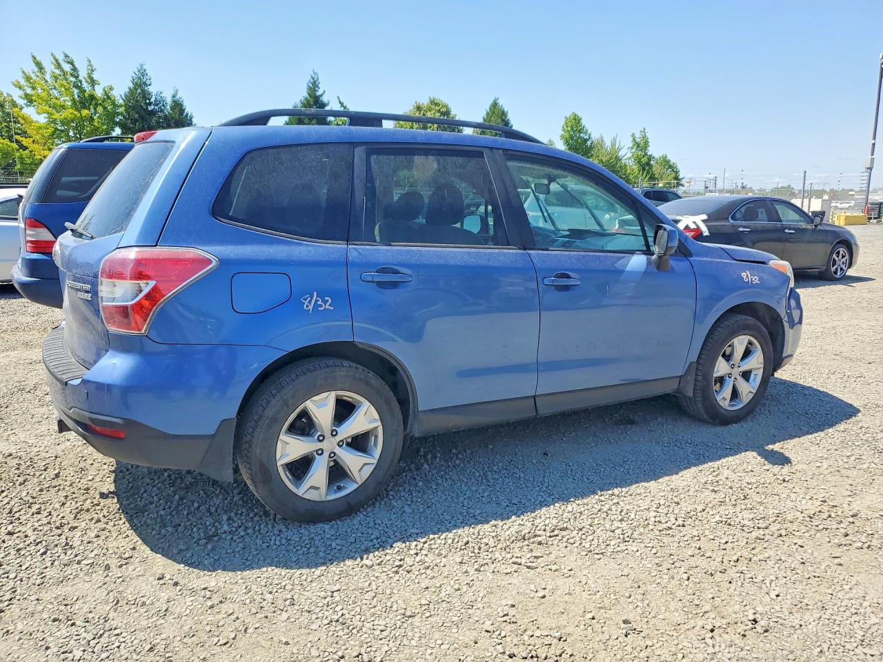 2015 Subaru Forester 2.5i Premium Blue vin: JF2SJADC7FH483109