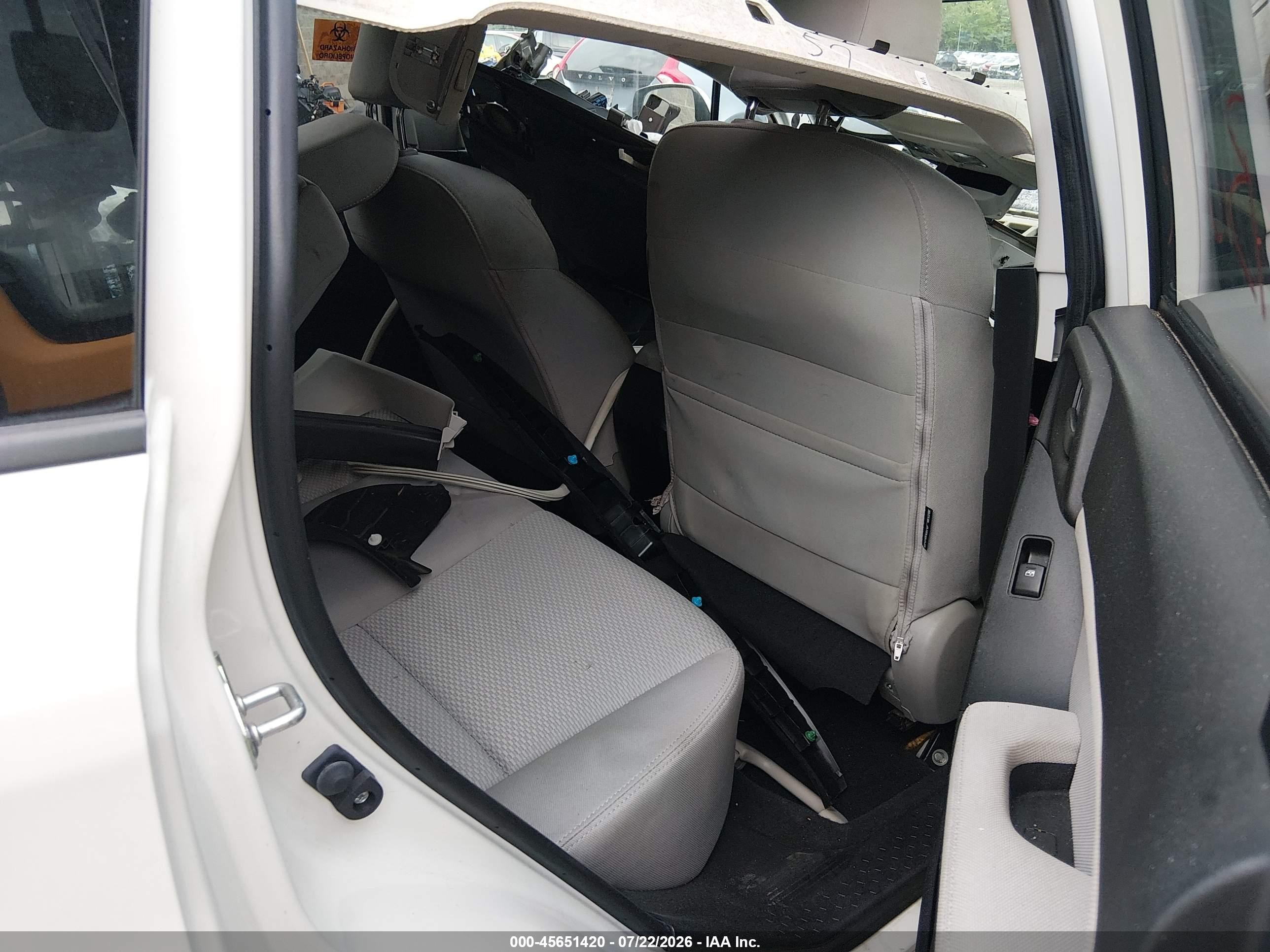 2015 Subaru Forester 2.5i Premium Белый vin: JF2SJADC7FH518067