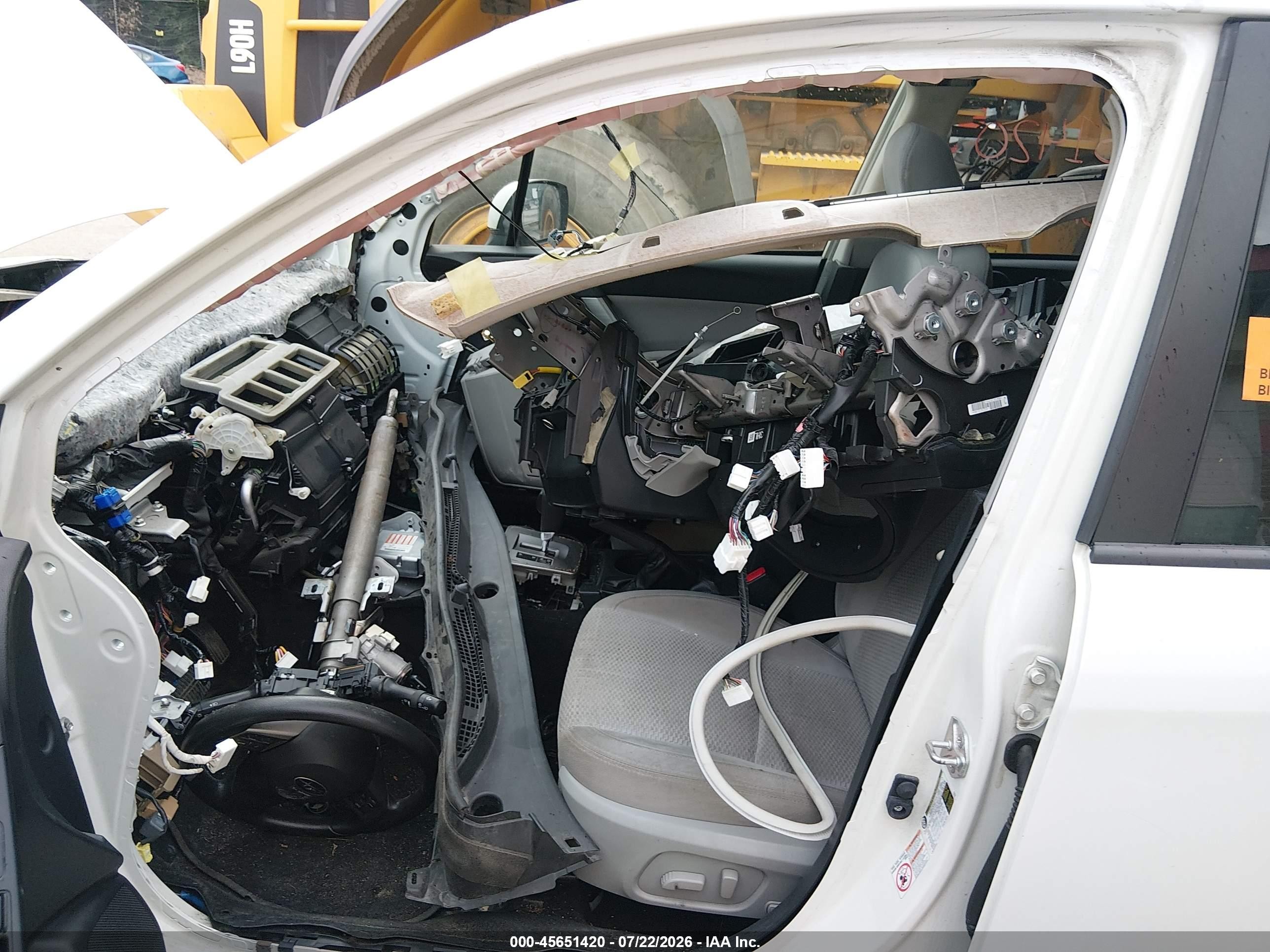 2015 Subaru Forester 2.5i Premium Белый vin: JF2SJADC7FH518067